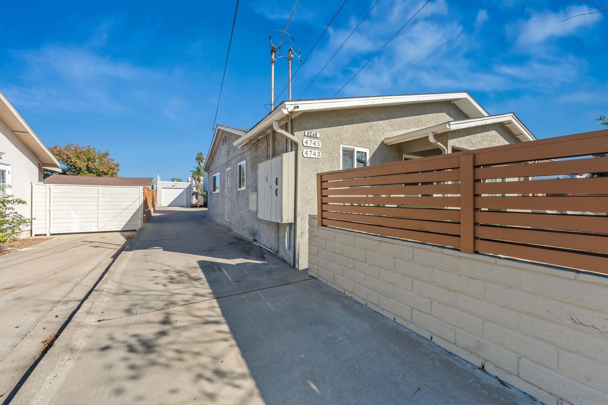 Detail Gallery Image 37 of 42 For 4741-45  Choctaw Drive, San Diego,  CA 92115 - – Beds | – Baths