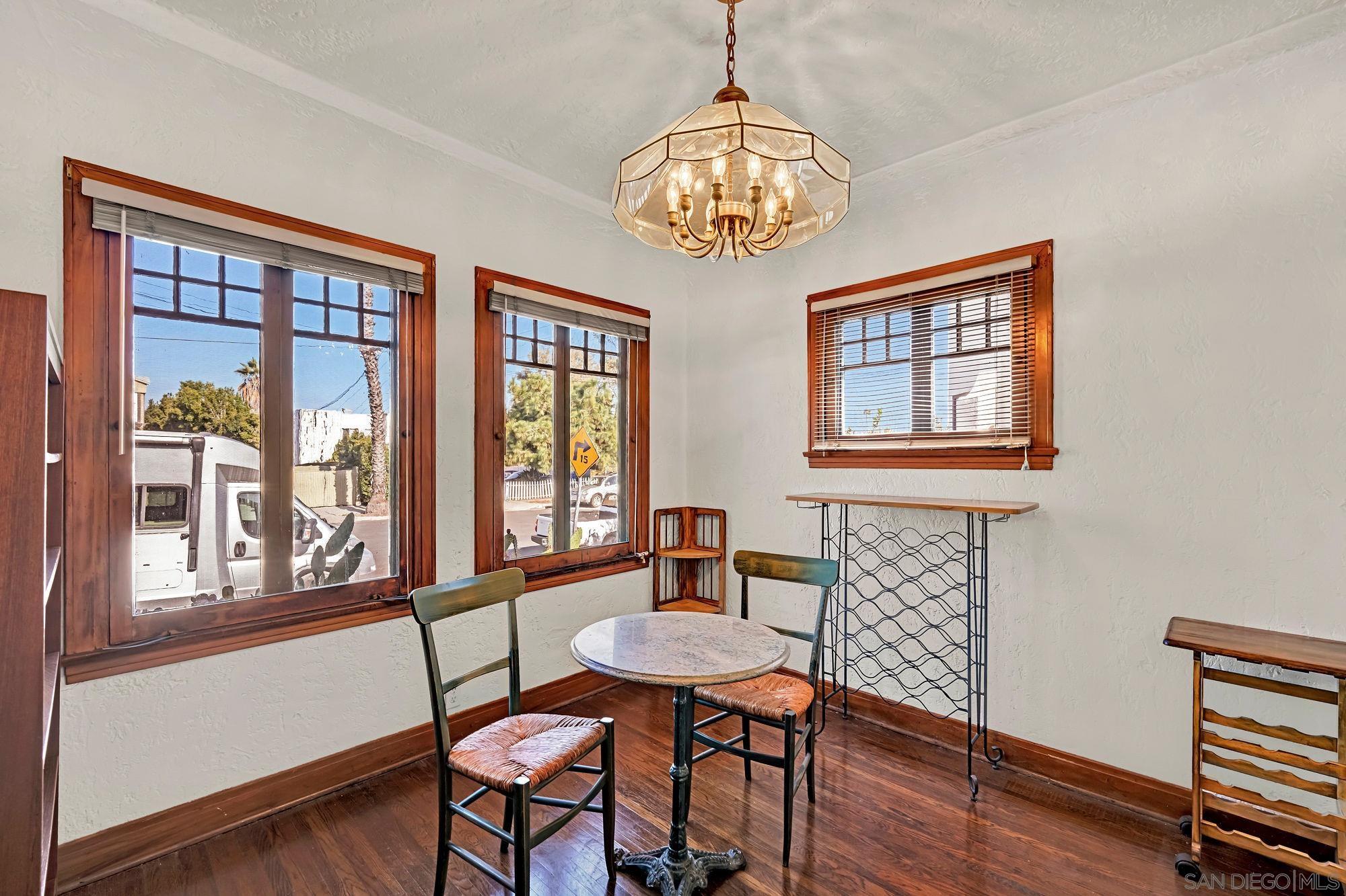 Detail Gallery Image 8 of 25 For 3055  Suncrest, San Diego,  CA 92116 - 3 Beds | 1 Baths