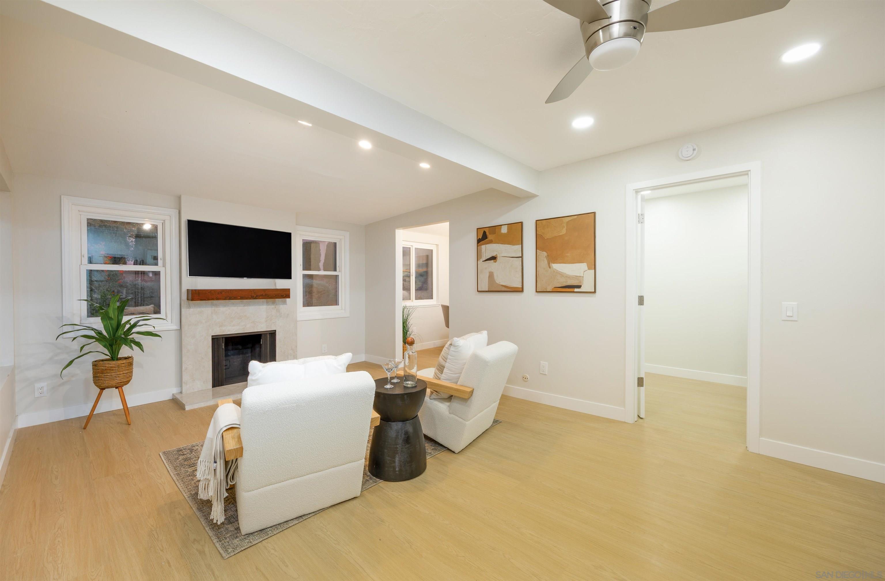 Detail Gallery Image 12 of 25 For 16881  Bellota Dr, San Diego,  CA 92128 - 2 Beds | 2 Baths