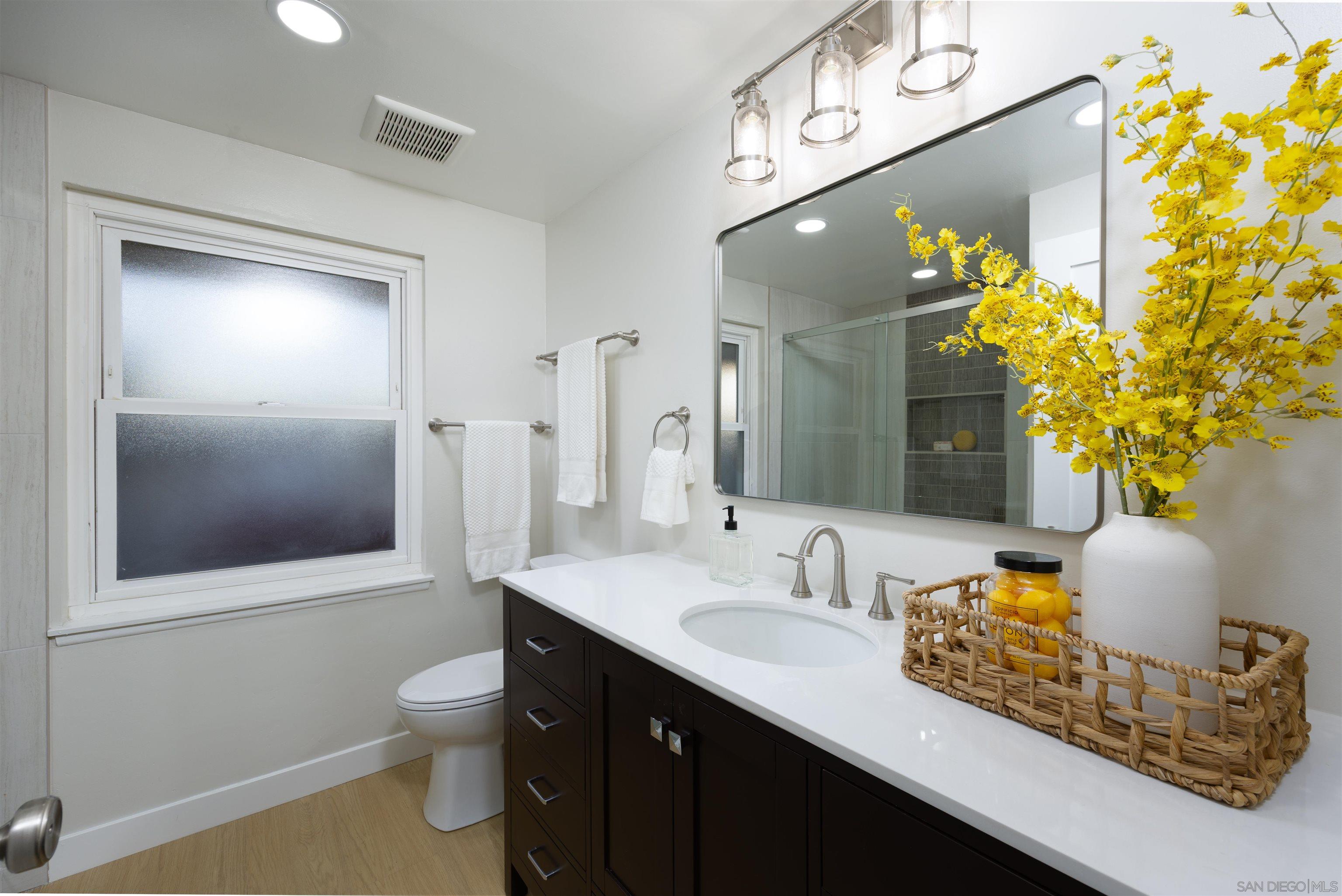 Detail Gallery Image 15 of 25 For 16881  Bellota Dr, San Diego,  CA 92128 - 2 Beds | 2 Baths