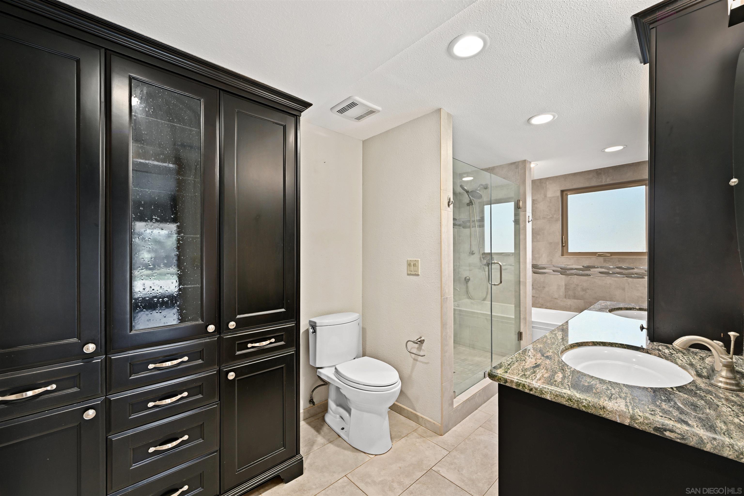 Detail Gallery Image 22 of 54 For 9219  Inverness Rd., Santee,  CA 92071 - 3 Beds | 3 Baths