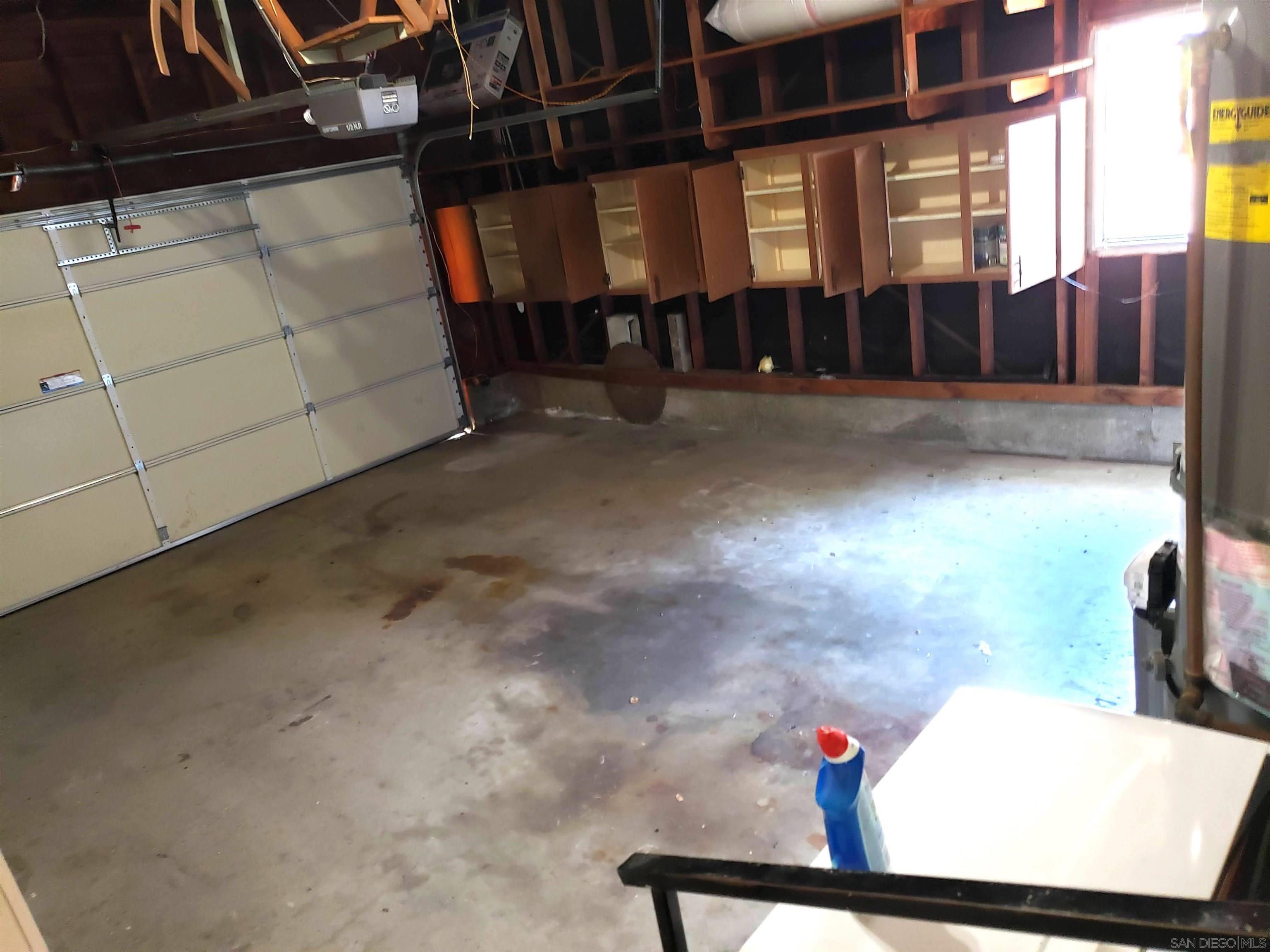 Detail Gallery Image 15 of 28 For 5051  63rd St, San Diego,  CA 92115 - 7 Beds | 5 Baths