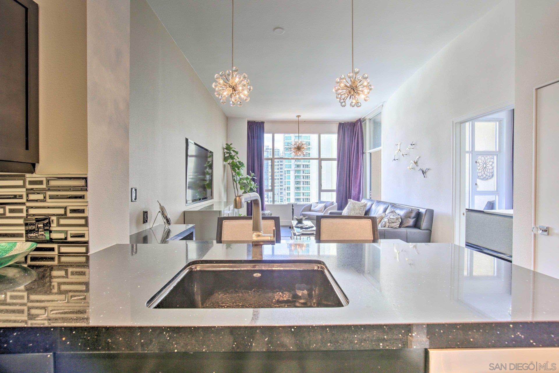 Detail Gallery Image 7 of 33 For 530  K Street  1117, San Diego,  CA 92101 - 1 Beds | 1 Baths