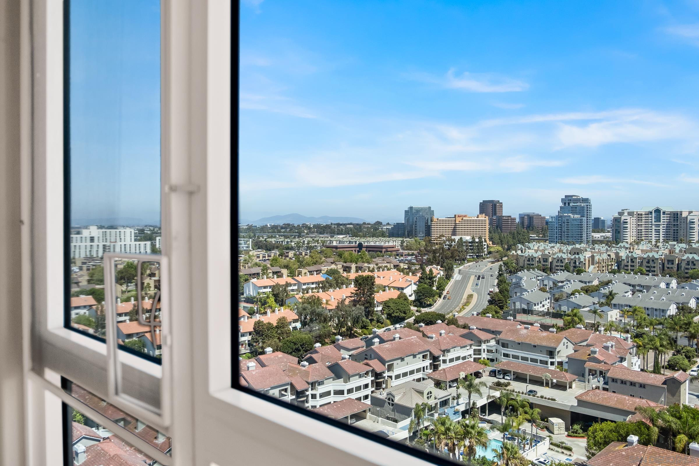 Front Image Thumbnail for SD250045873