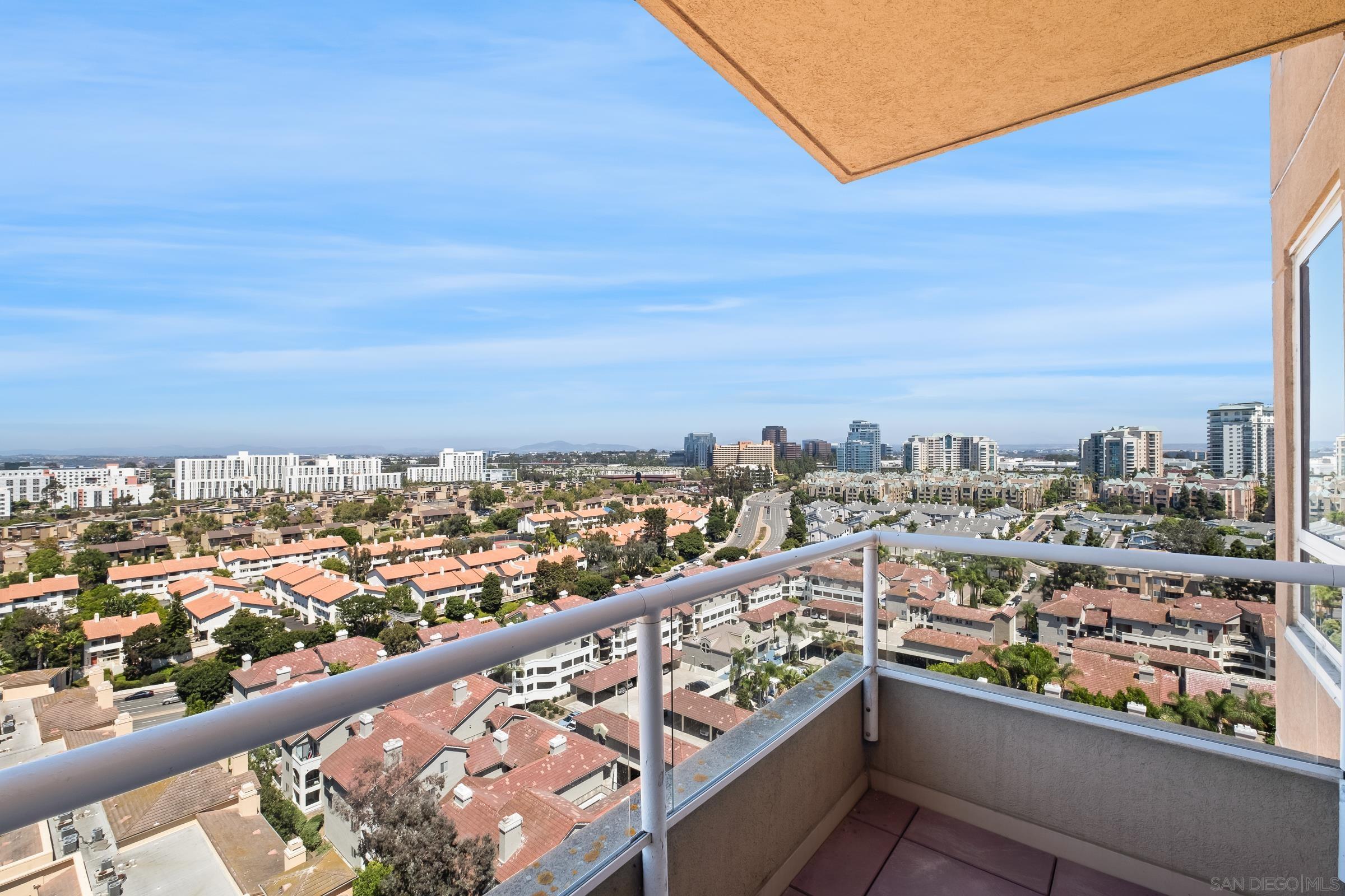 Detail Gallery Image 11 of 20 For 3890  Nobel  #1402,  San Diego,  CA 92122 - 2 Beds | 2 Baths