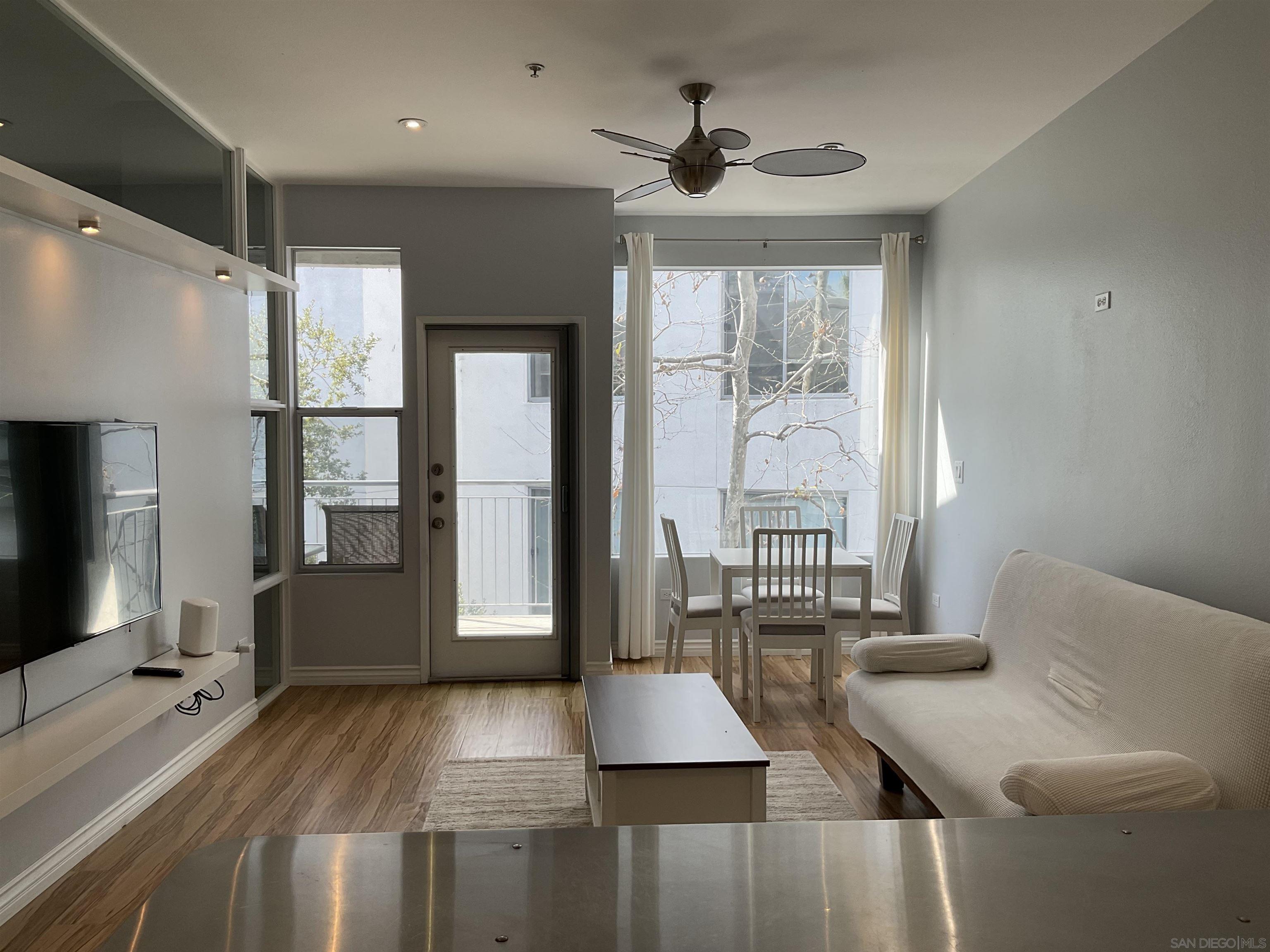 Detail Gallery Image 4 of 35 For 101  Market St.  437, San Diego,  CA 92101 - 1 Beds | 1 Baths