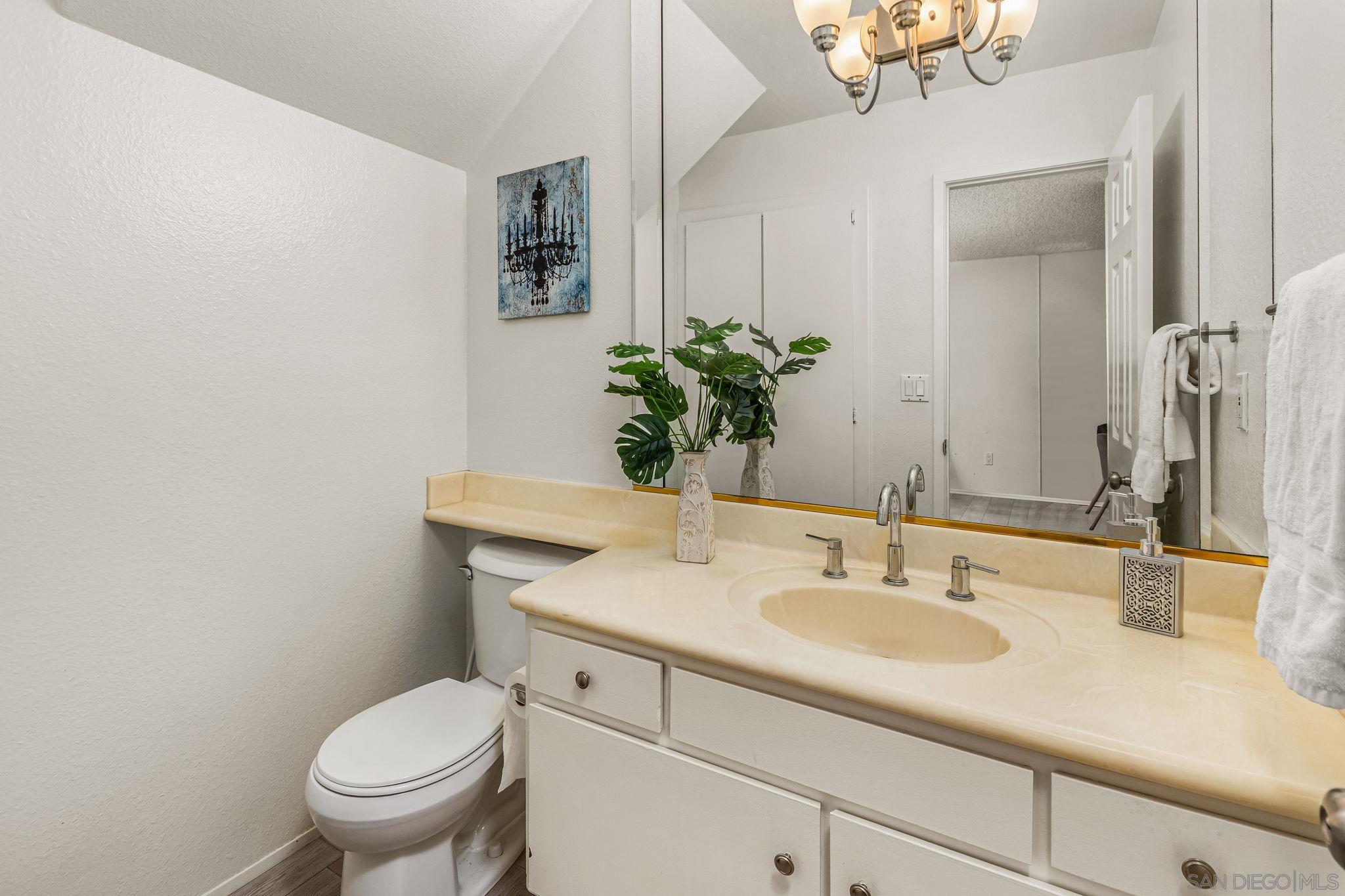 Detail Gallery Image 22 of 26 For 7779  Camino Glorita, San Diego,  CA 92122 - 3 Beds | 1/1 Baths