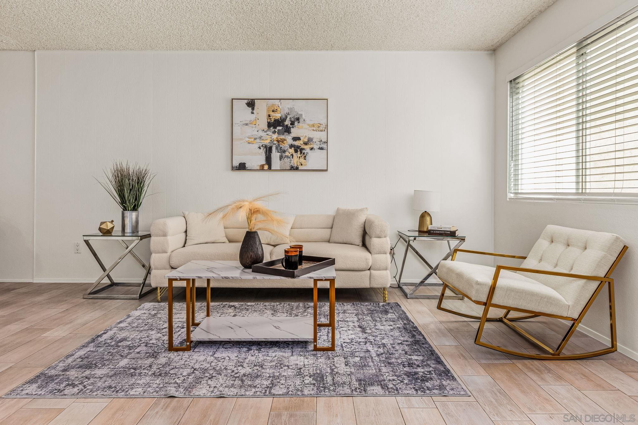 Detail Gallery Image 6 of 26 For 7779  Camino Glorita, San Diego,  CA 92122 - 3 Beds | 1/1 Baths