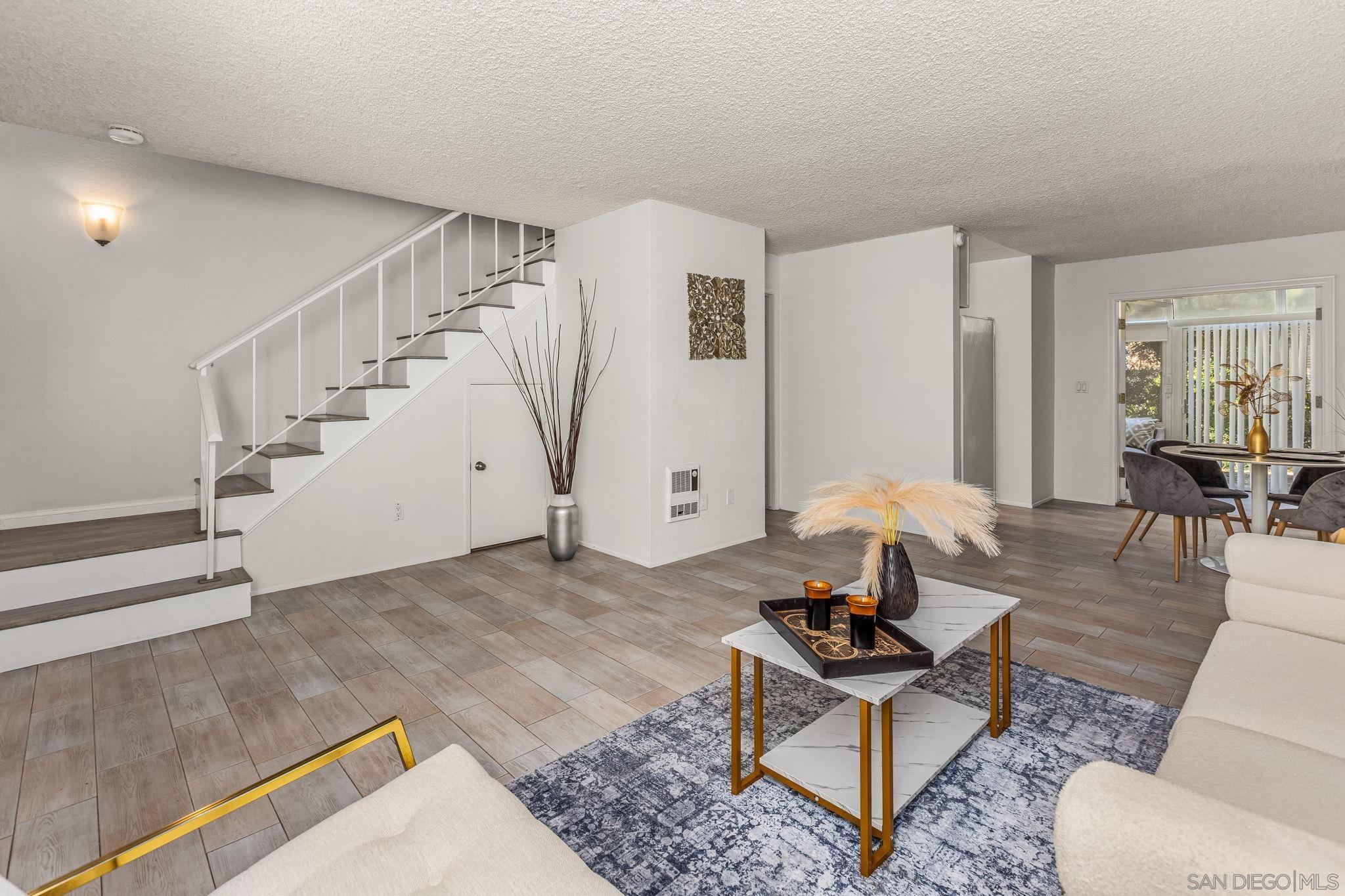 Detail Gallery Image 7 of 26 For 7779  Camino Glorita, San Diego,  CA 92122 - 3 Beds | 1/1 Baths