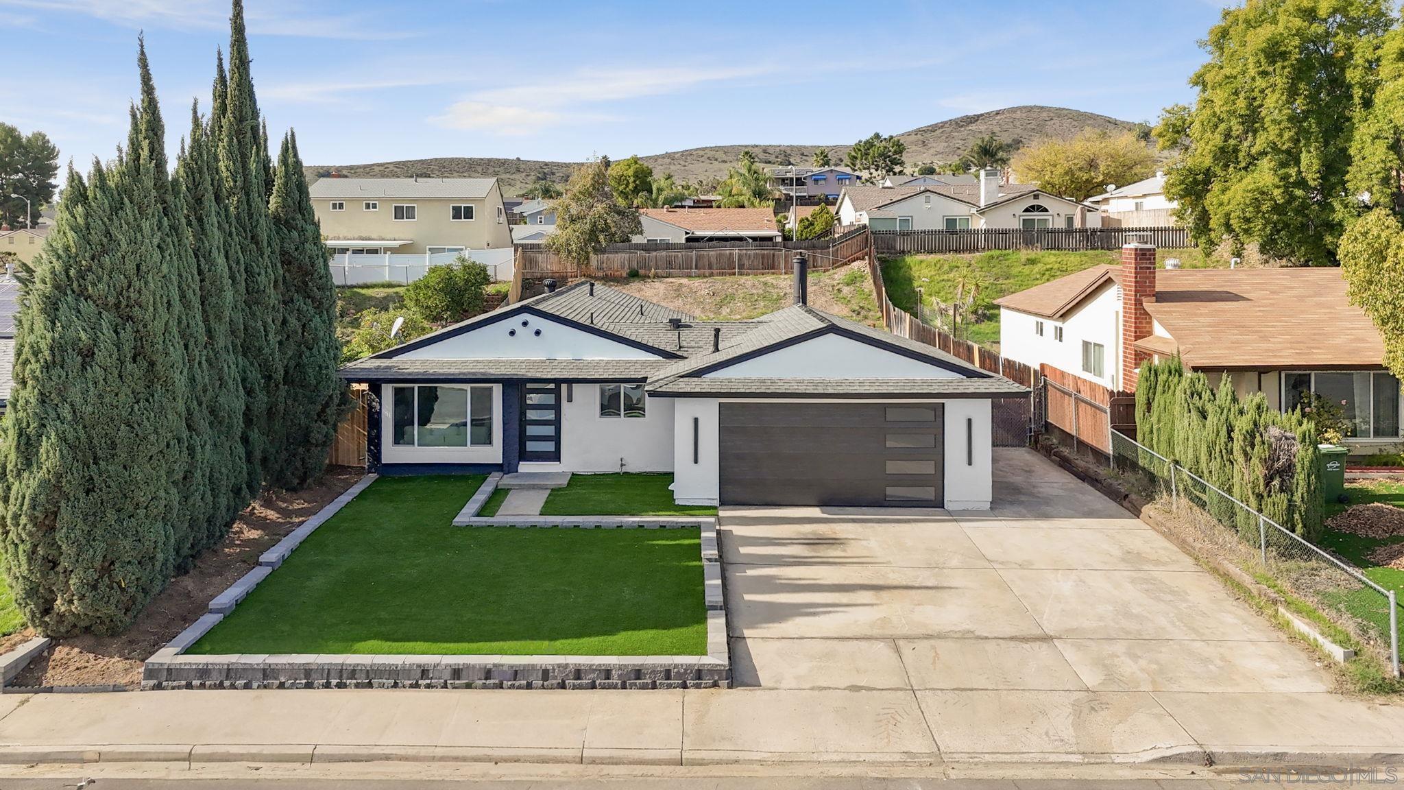 Detail Gallery Image 5 of 32 For 10134  Woodrose, Santee,  CA 92071 - 3 Beds | 2 Baths