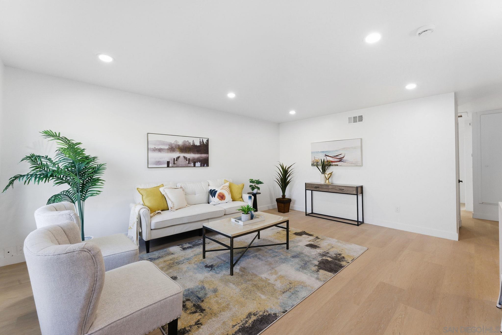 Detail Gallery Image 9 of 32 For 10134  Woodrose, Santee,  CA 92071 - 3 Beds | 2 Baths