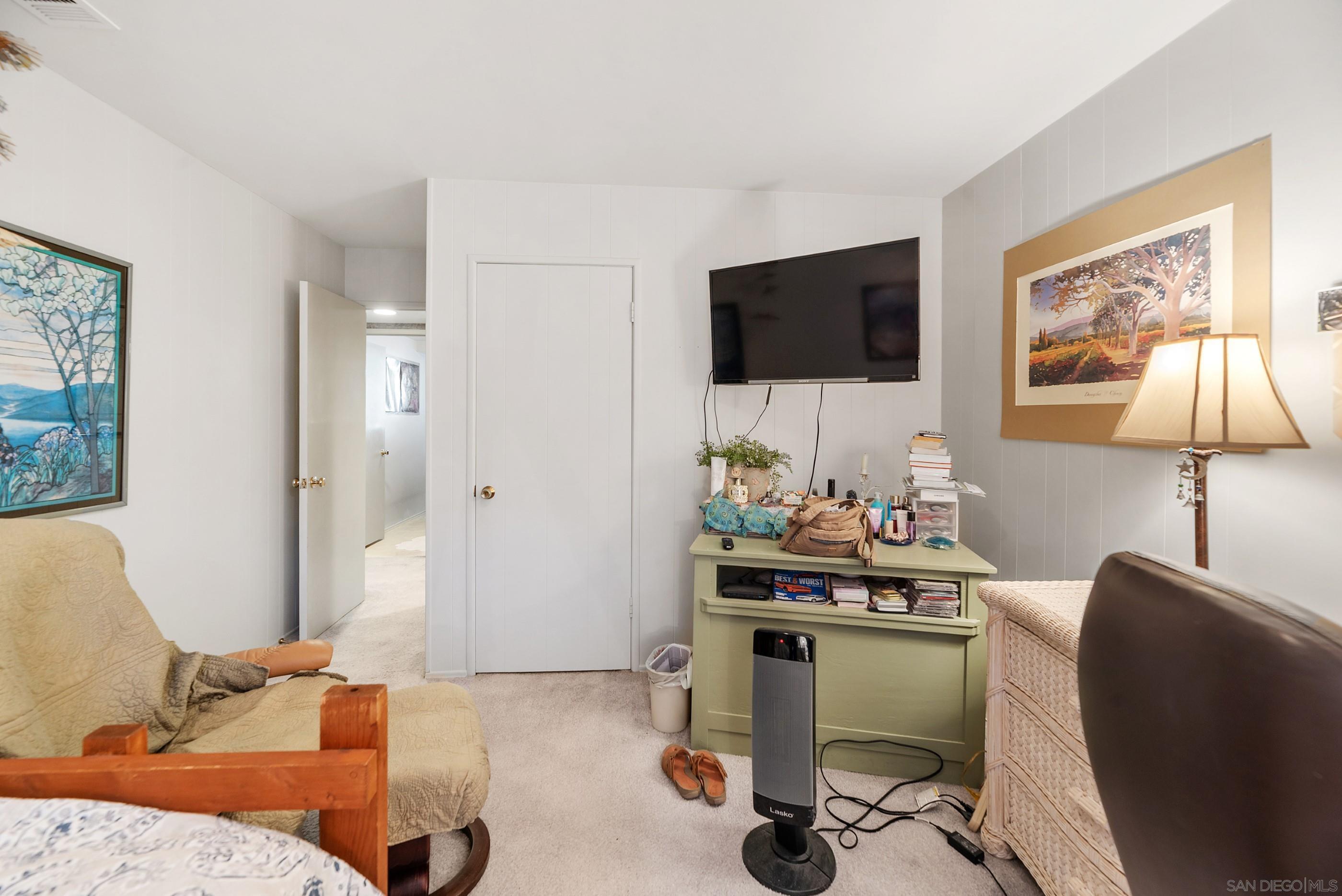 Detail Gallery Image 31 of 66 For 13003  Corte Susana, Poway,  CA 92064 - 4 Beds | 2/1 Baths