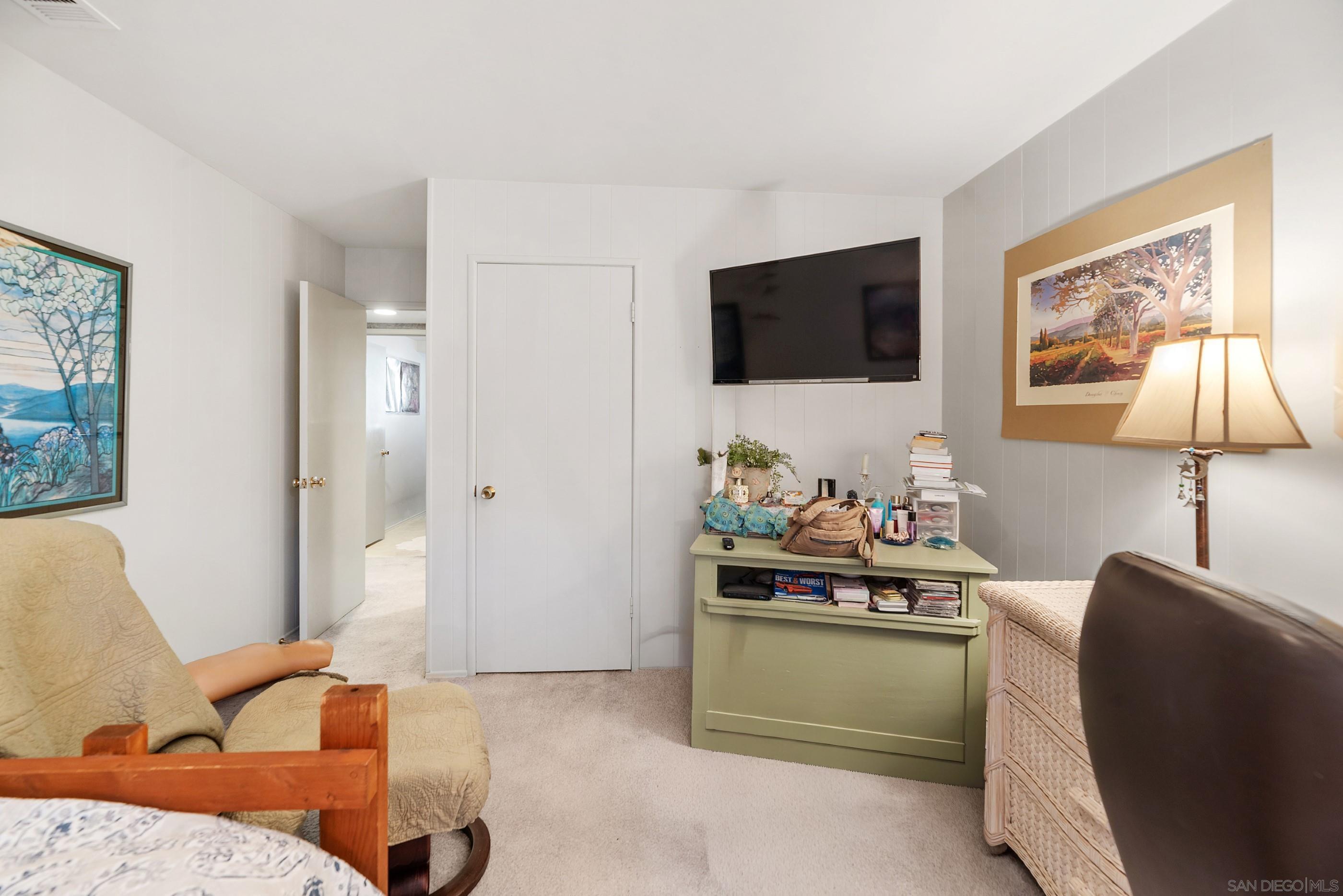 Detail Gallery Image 32 of 66 For 13003  Corte Susana, Poway,  CA 92064 - 4 Beds | 2/1 Baths