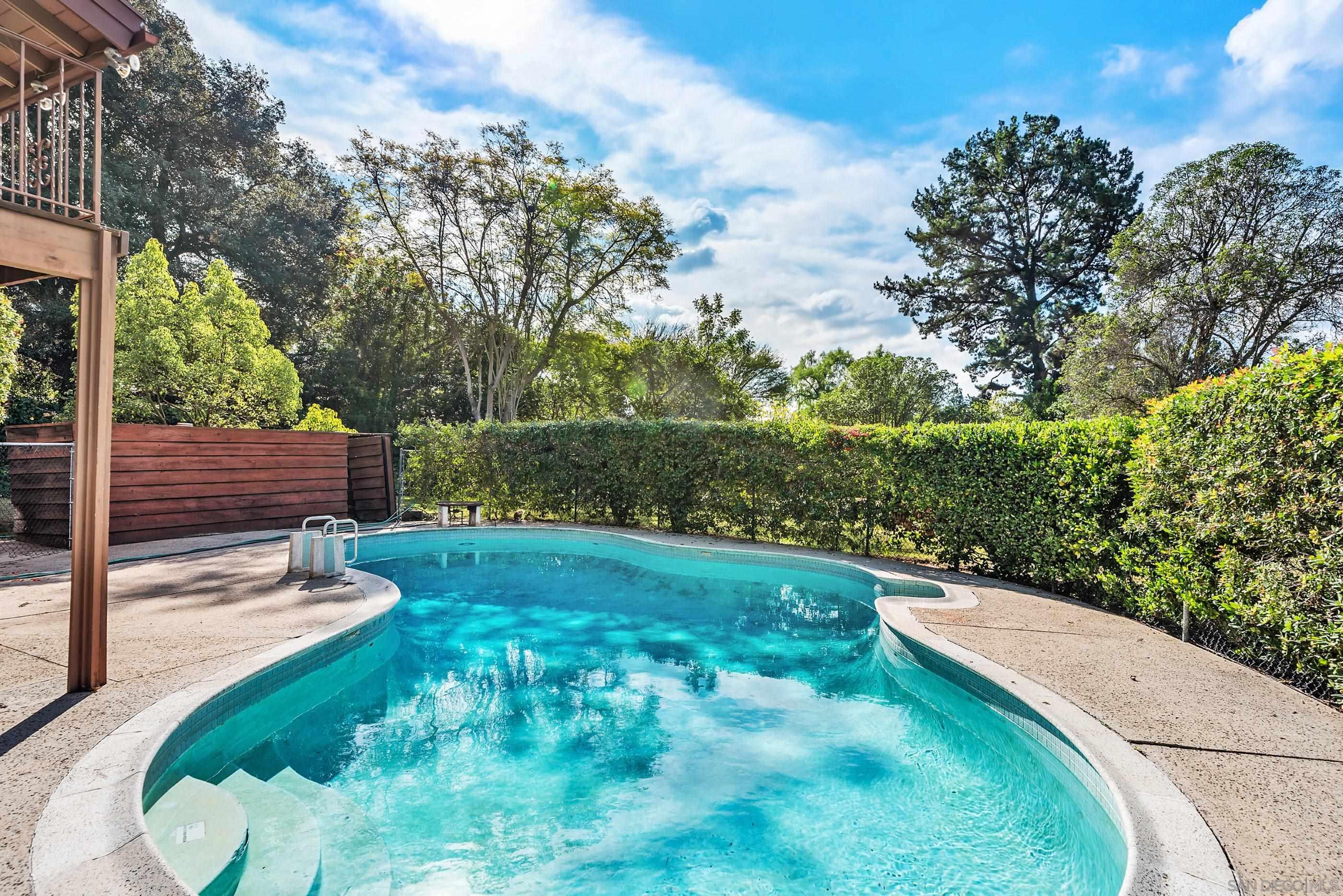 Detail Gallery Image 49 of 66 For 13003  Corte Susana, Poway,  CA 92064 - 4 Beds | 2/1 Baths