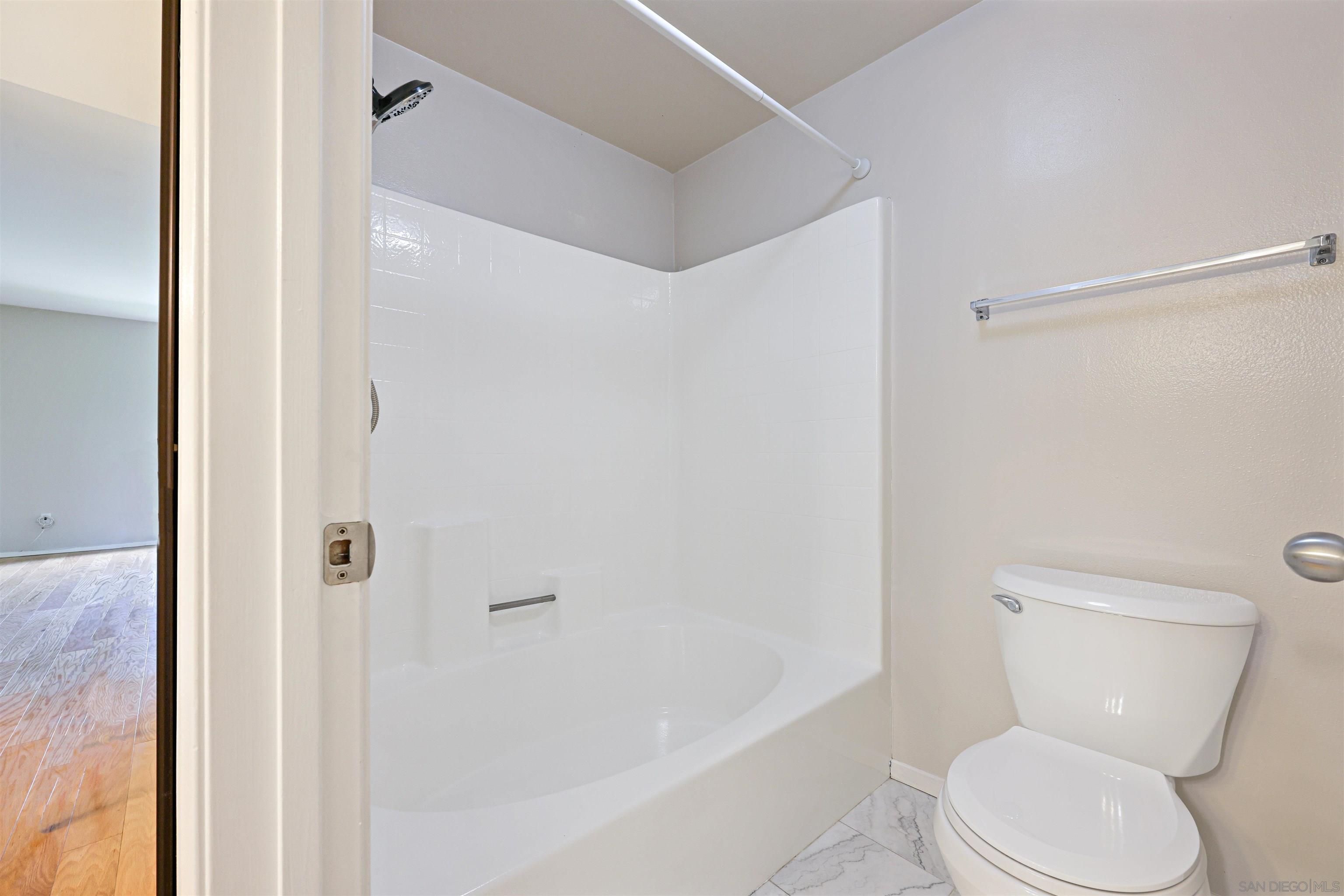 Detail Gallery Image 12 of 37 For 12283  Carmel Vista Rd  122, San Diego,  CA 92130 - 1 Beds | 1 Baths