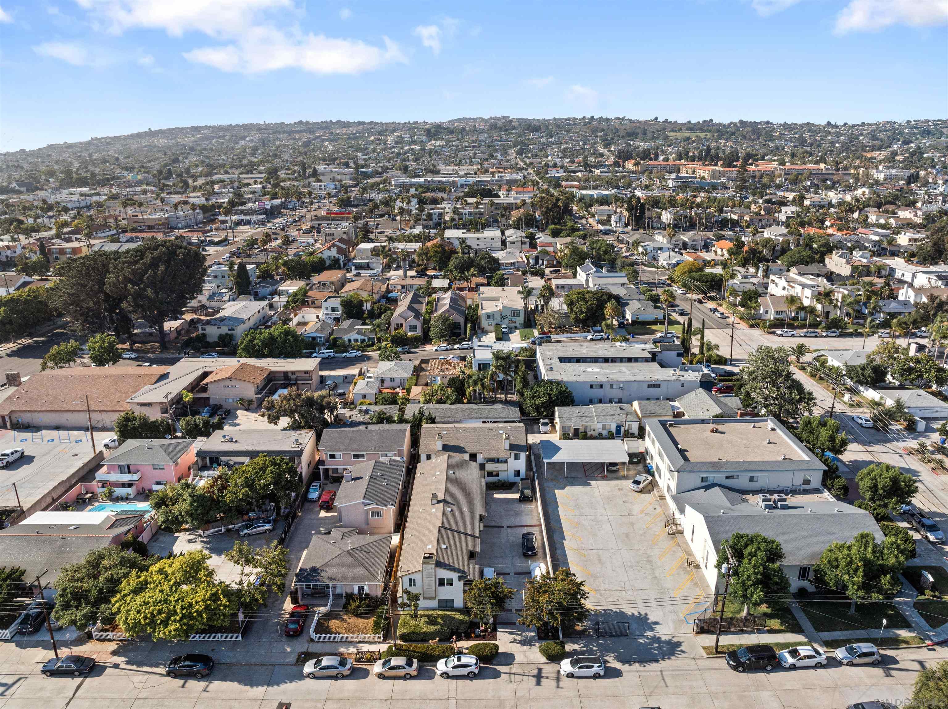 Detail Gallery Image 31 of 39 For 1654  Oliver Ave  #6,  San Diego,  CA 92109 - 2 Beds | 2 Baths