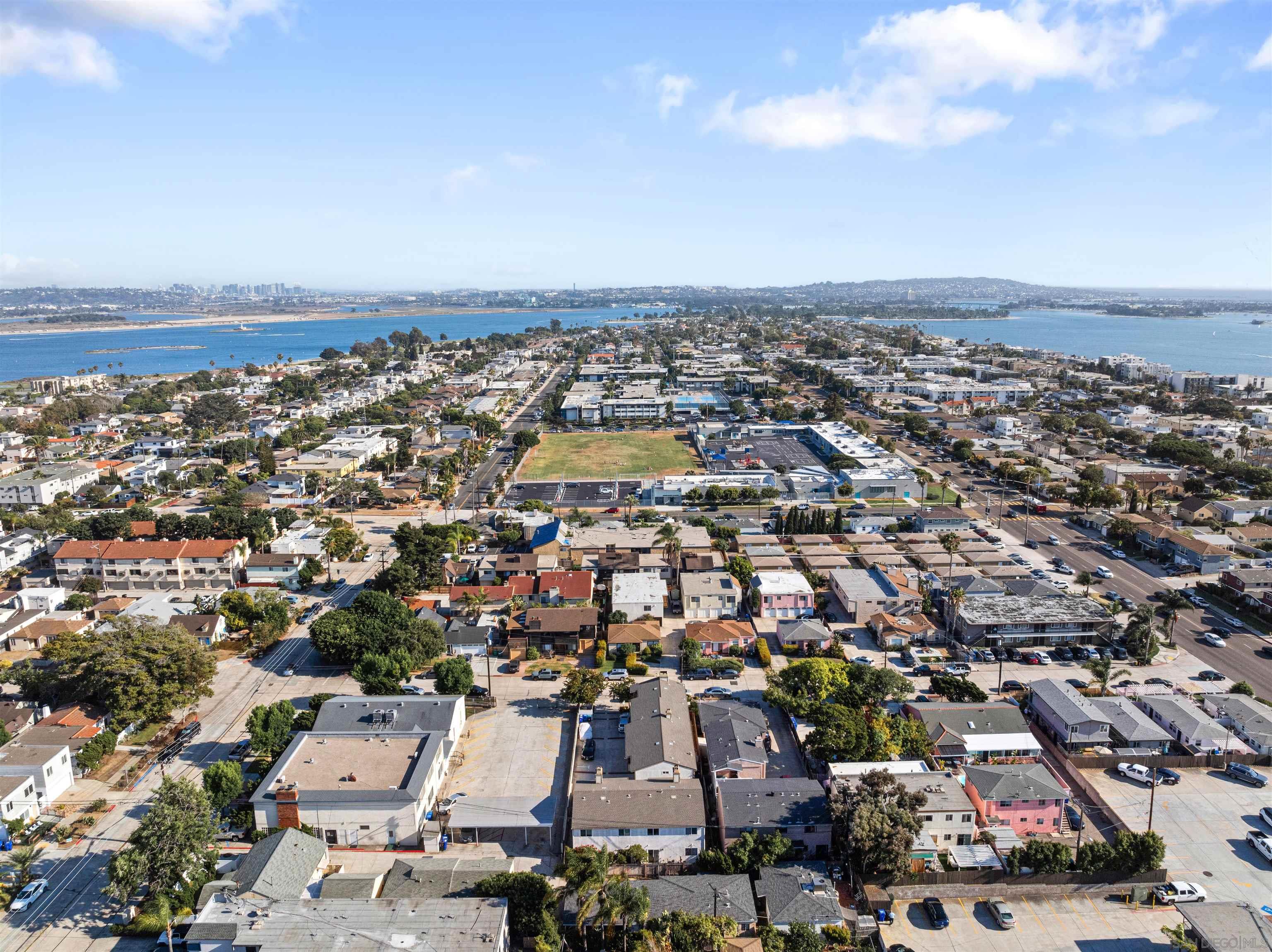 Detail Gallery Image 39 of 39 For 1654  Oliver Ave  #6,  San Diego,  CA 92109 - 2 Beds | 2 Baths