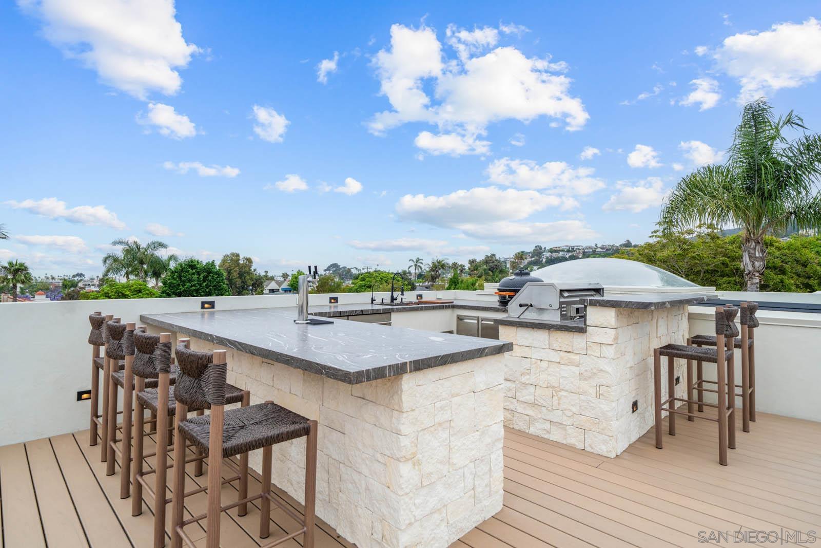 Detail Gallery Image 50 of 75 For 7376  Fay Ave, La Jolla,  CA 92037 - 8 Beds | 5 Baths