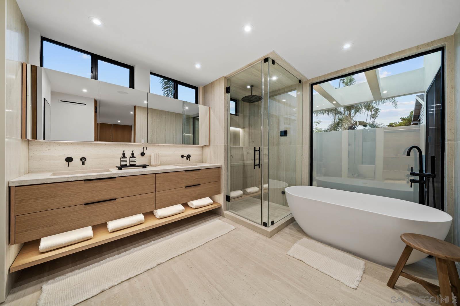 Detail Gallery Image 30 of 75 For 7372-76  Fay Ave, La Jolla,  CA 92037 - – Beds | – Baths