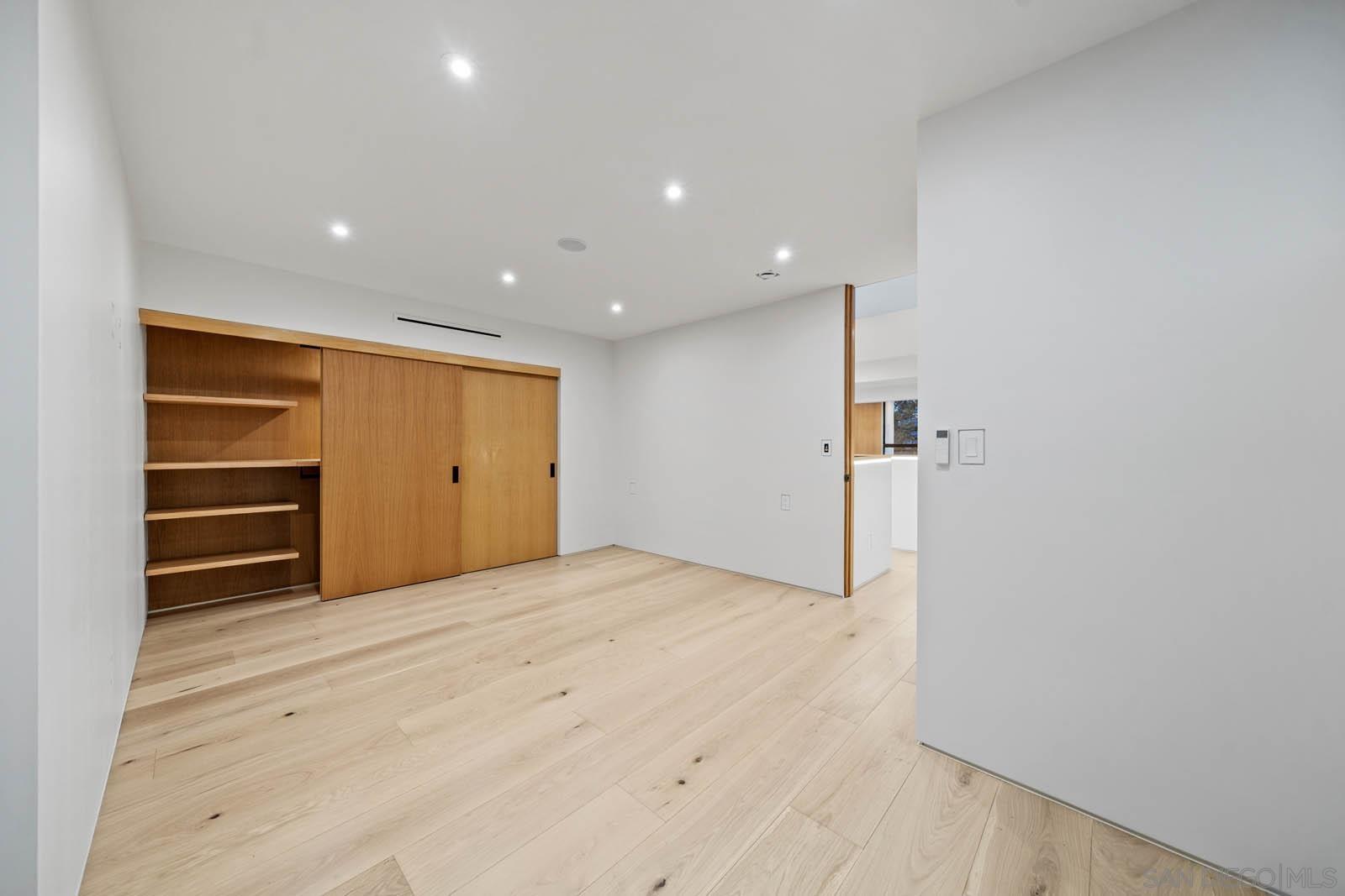 Detail Gallery Image 37 of 75 For 7372-76  Fay Ave, La Jolla,  CA 92037 - – Beds | – Baths