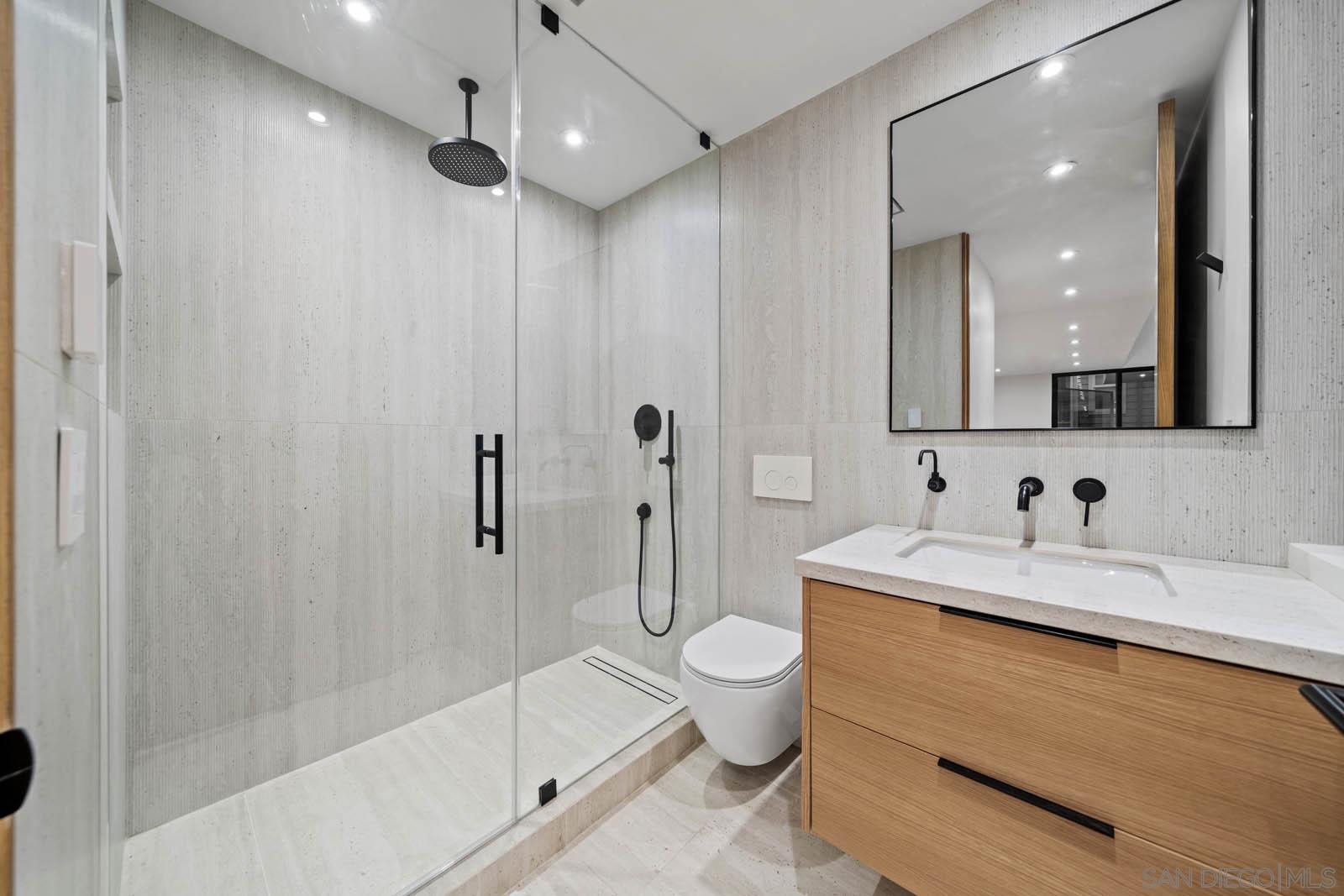 Detail Gallery Image 38 of 75 For 7372-76  Fay Ave, La Jolla,  CA 92037 - – Beds | – Baths