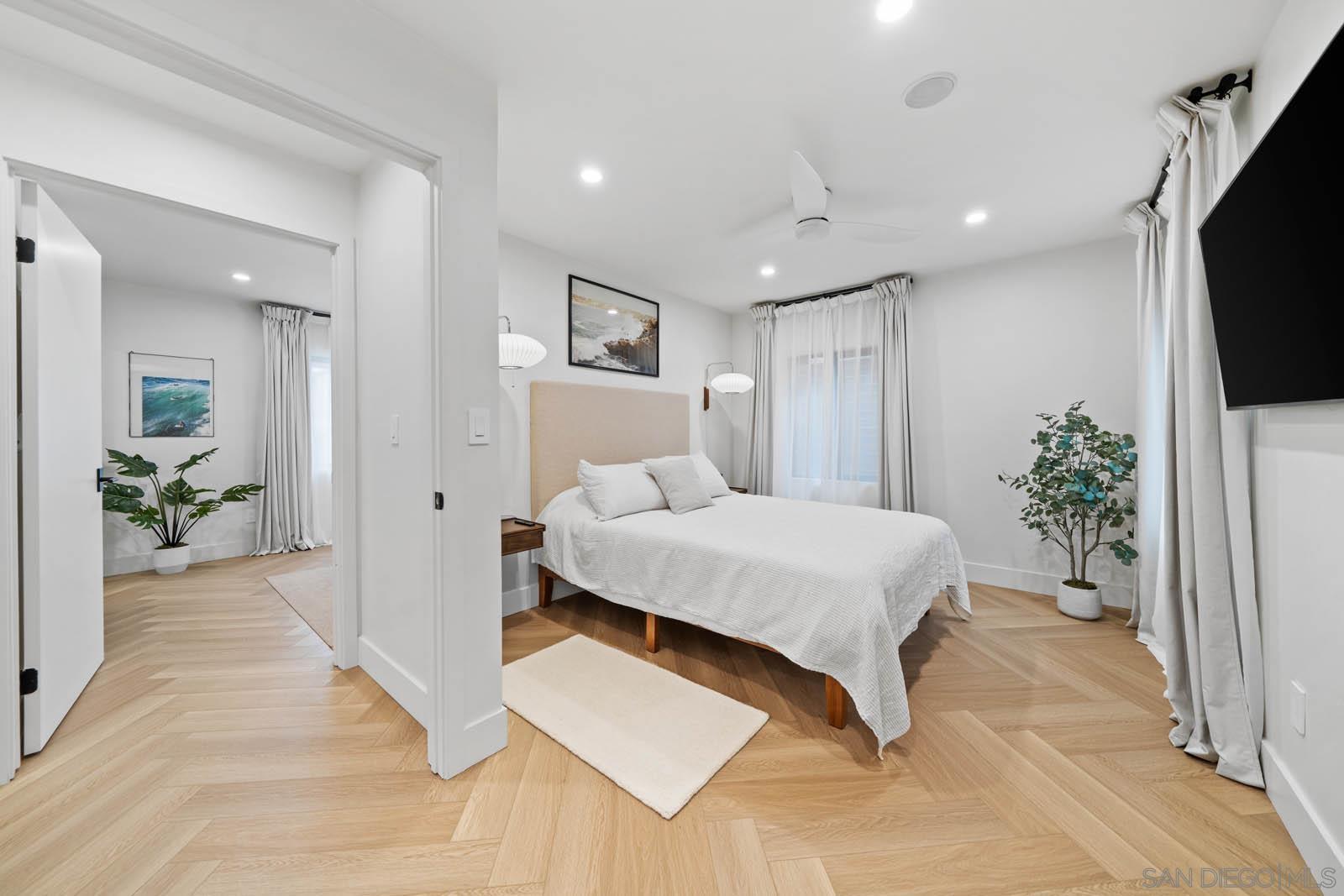 Detail Gallery Image 60 of 75 For 7372-76  Fay Ave, La Jolla,  CA 92037 - – Beds | – Baths