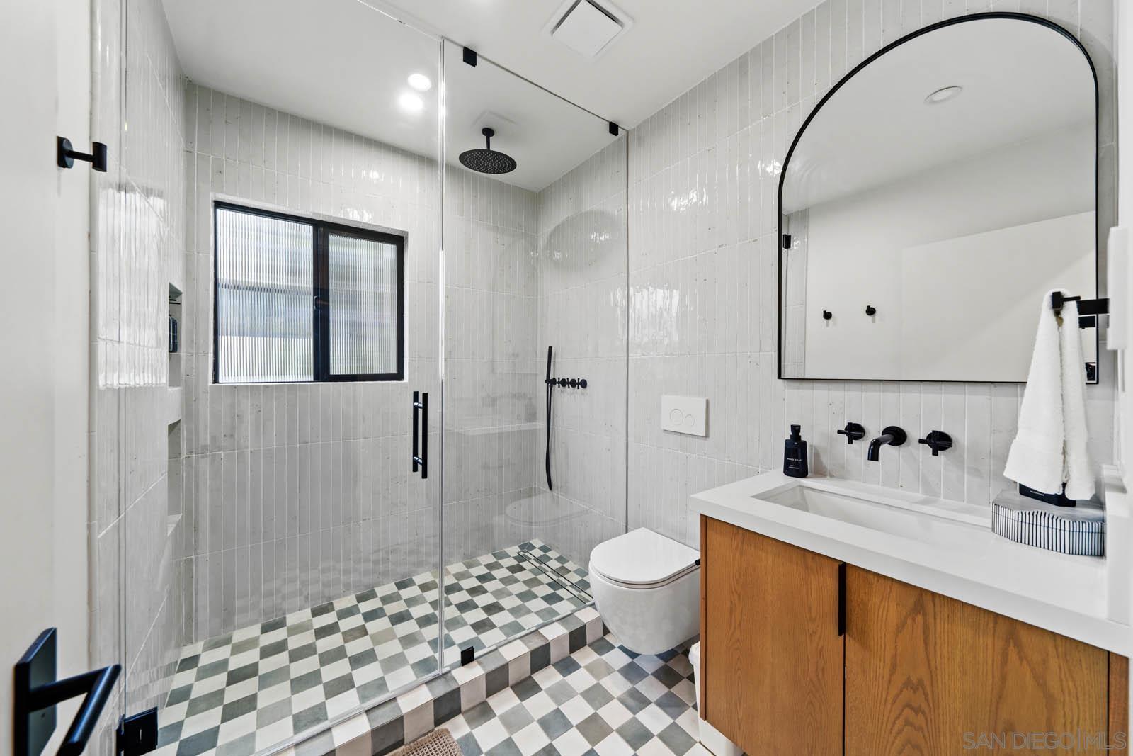 Detail Gallery Image 66 of 75 For 7372-76  Fay Ave, La Jolla,  CA 92037 - – Beds | – Baths