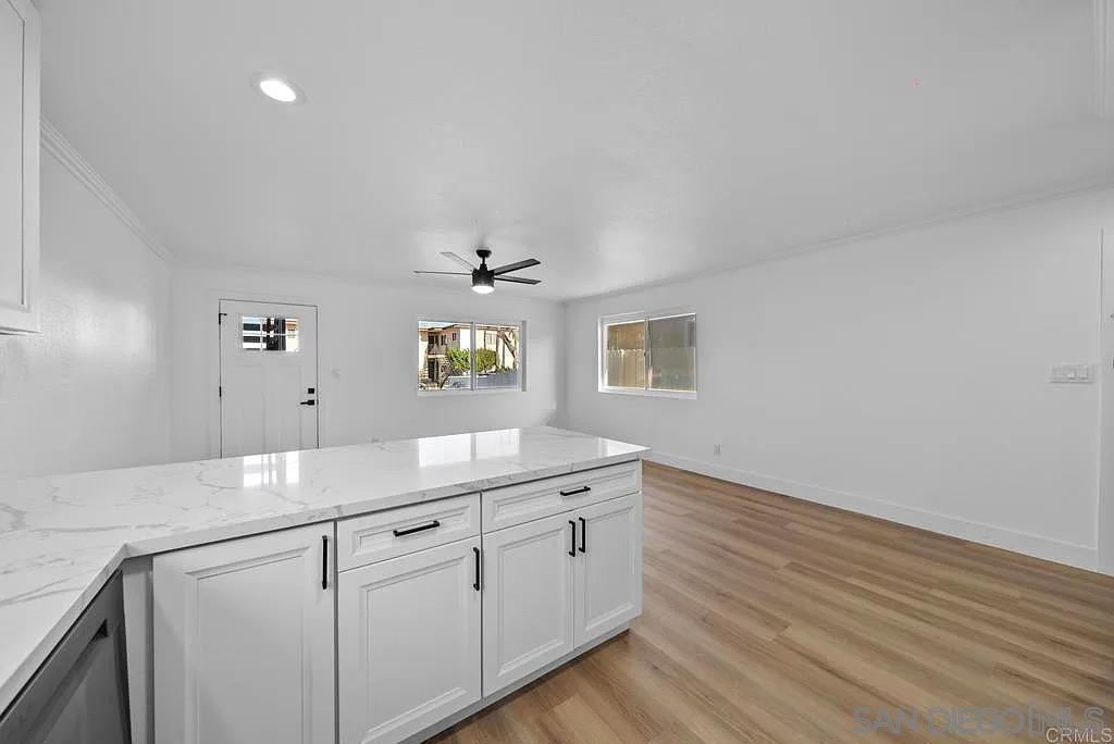 Detail Gallery Image 5 of 41 For 378  7th Street, Imperial Beach,  CA 91932 - 2 Beds | 2 Baths