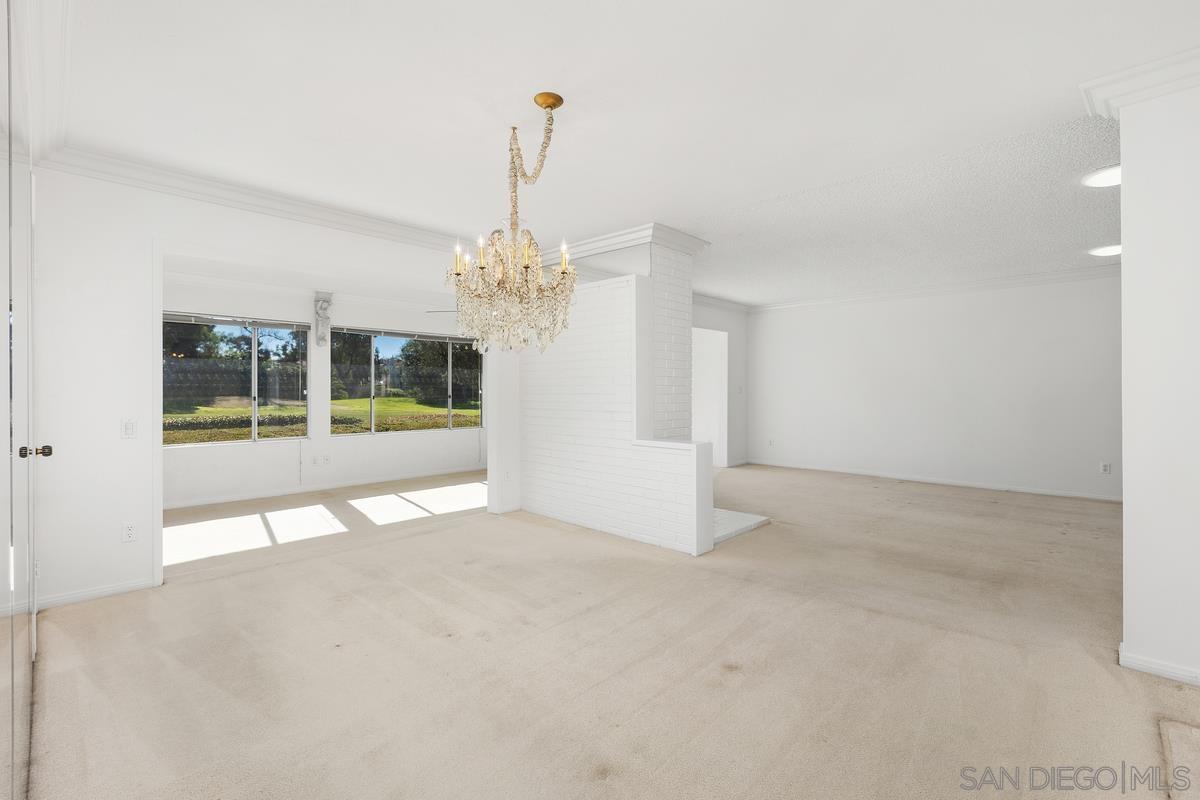 Detail Gallery Image 7 of 33 For 12039  Caminito Cadena, San Diego,  CA 92128 - 2 Beds | 2 Baths