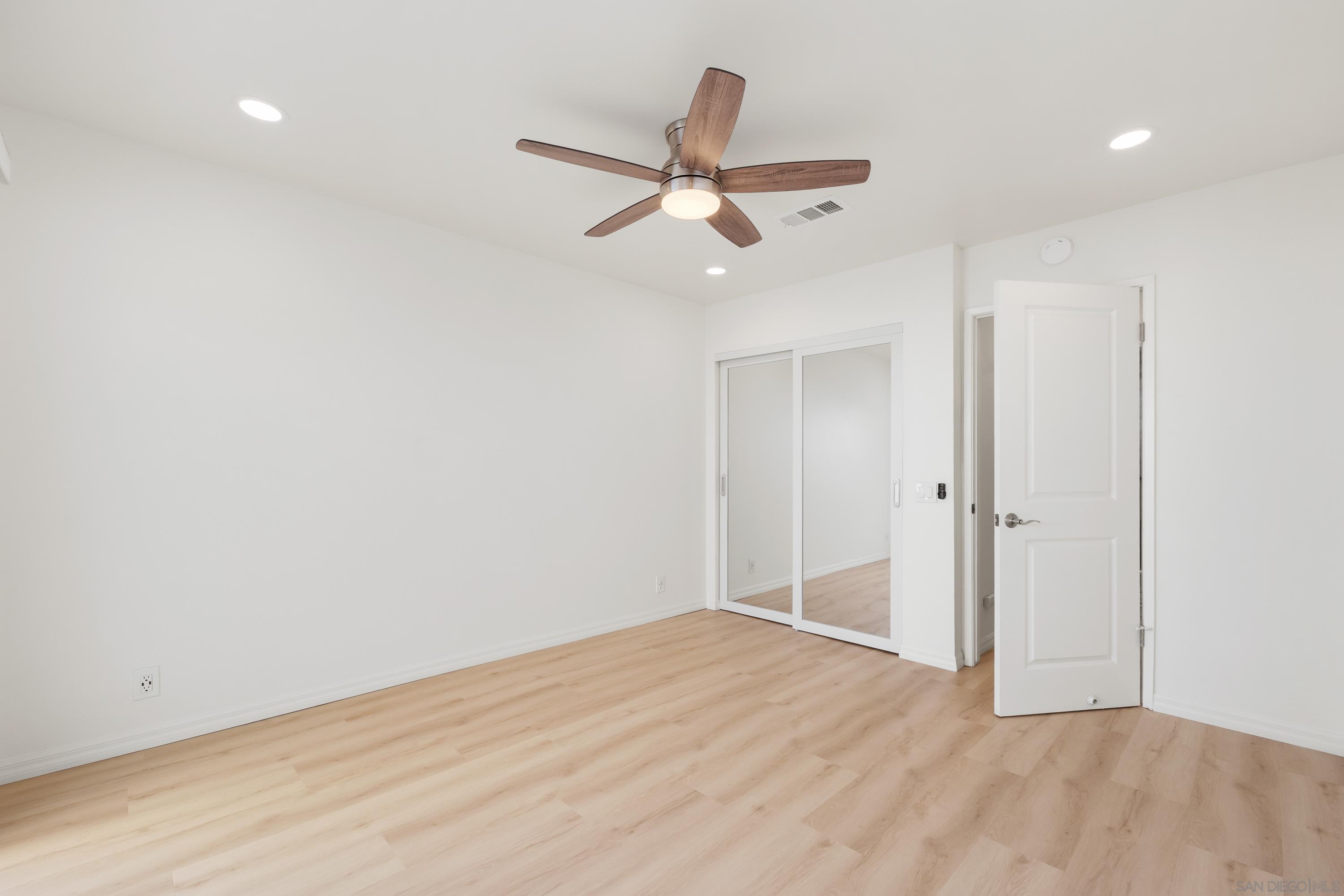 Detail Gallery Image 13 of 38 For 3875  Vista Campana  #32,  Oceanside,  CA 92057 - 1 Beds | 1 Baths