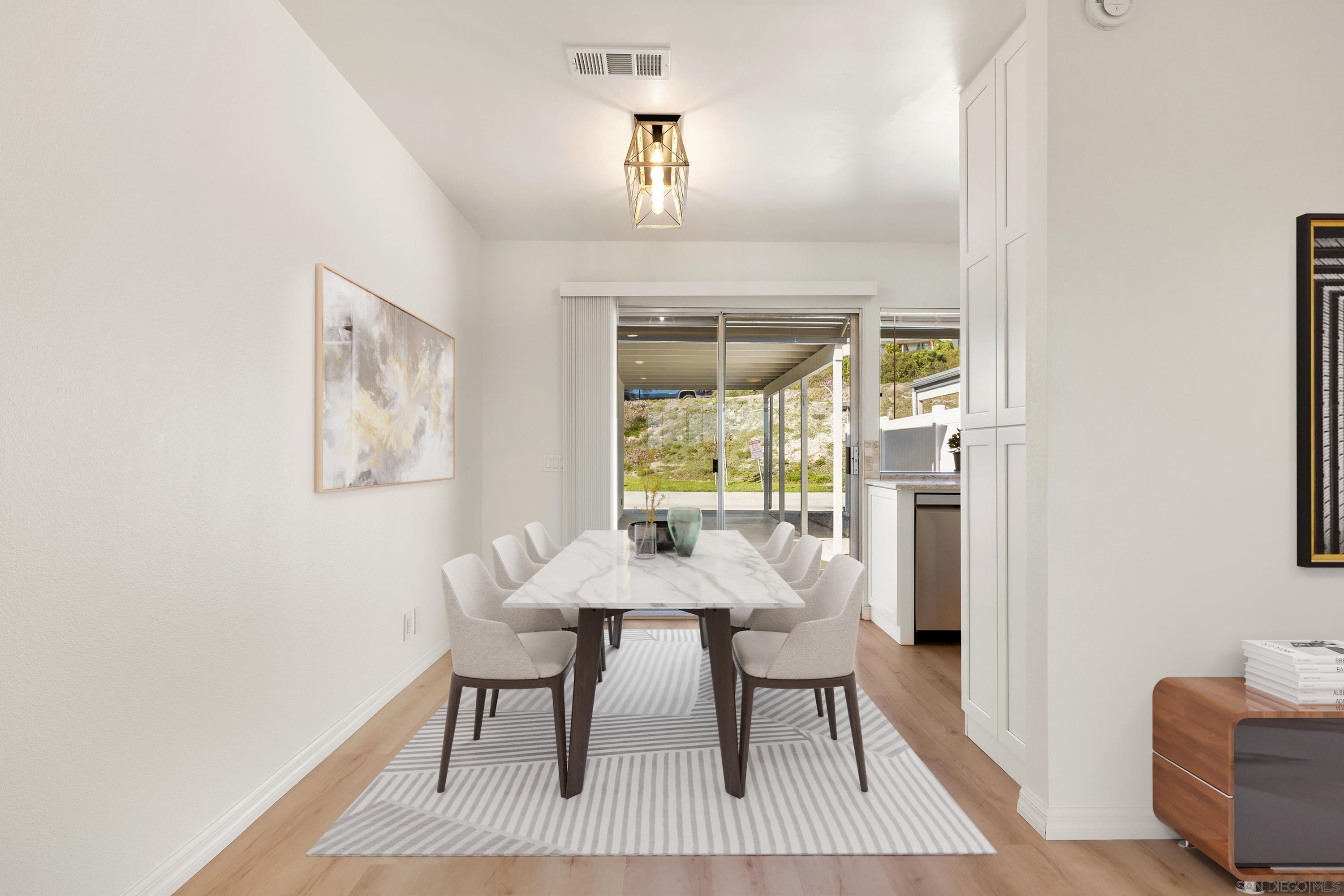 Detail Gallery Image 6 of 41 For 3875  Vista Campana  #32,  Oceanside,  CA 92057 - 1 Beds | 1 Baths