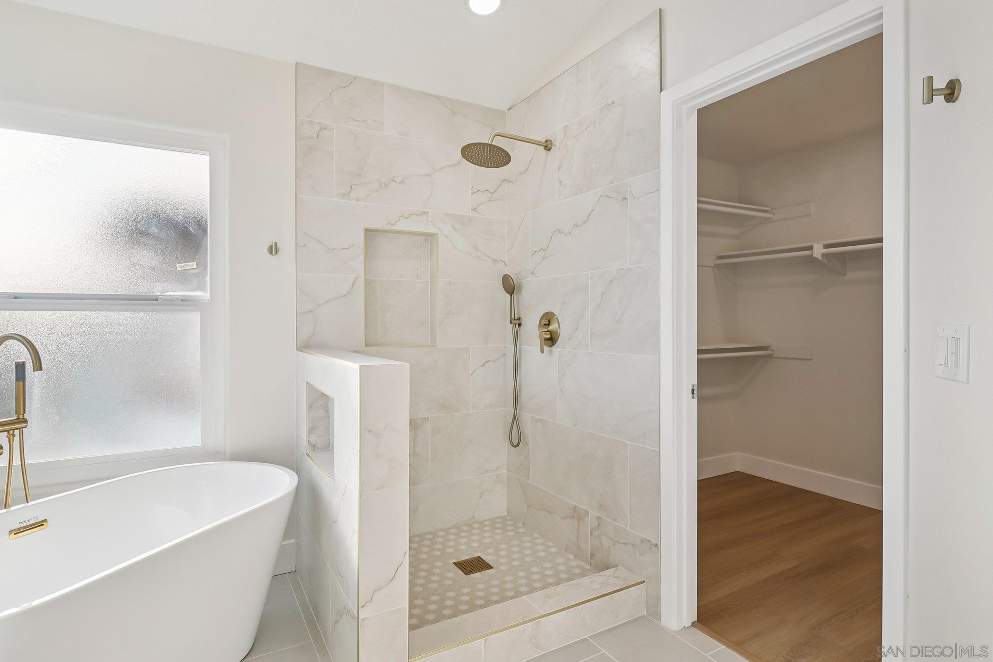 Detail Gallery Image 25 of 49 For 664  Crescent Dr, Chula Vista,  CA 91911 - 5 Beds | 3 Baths