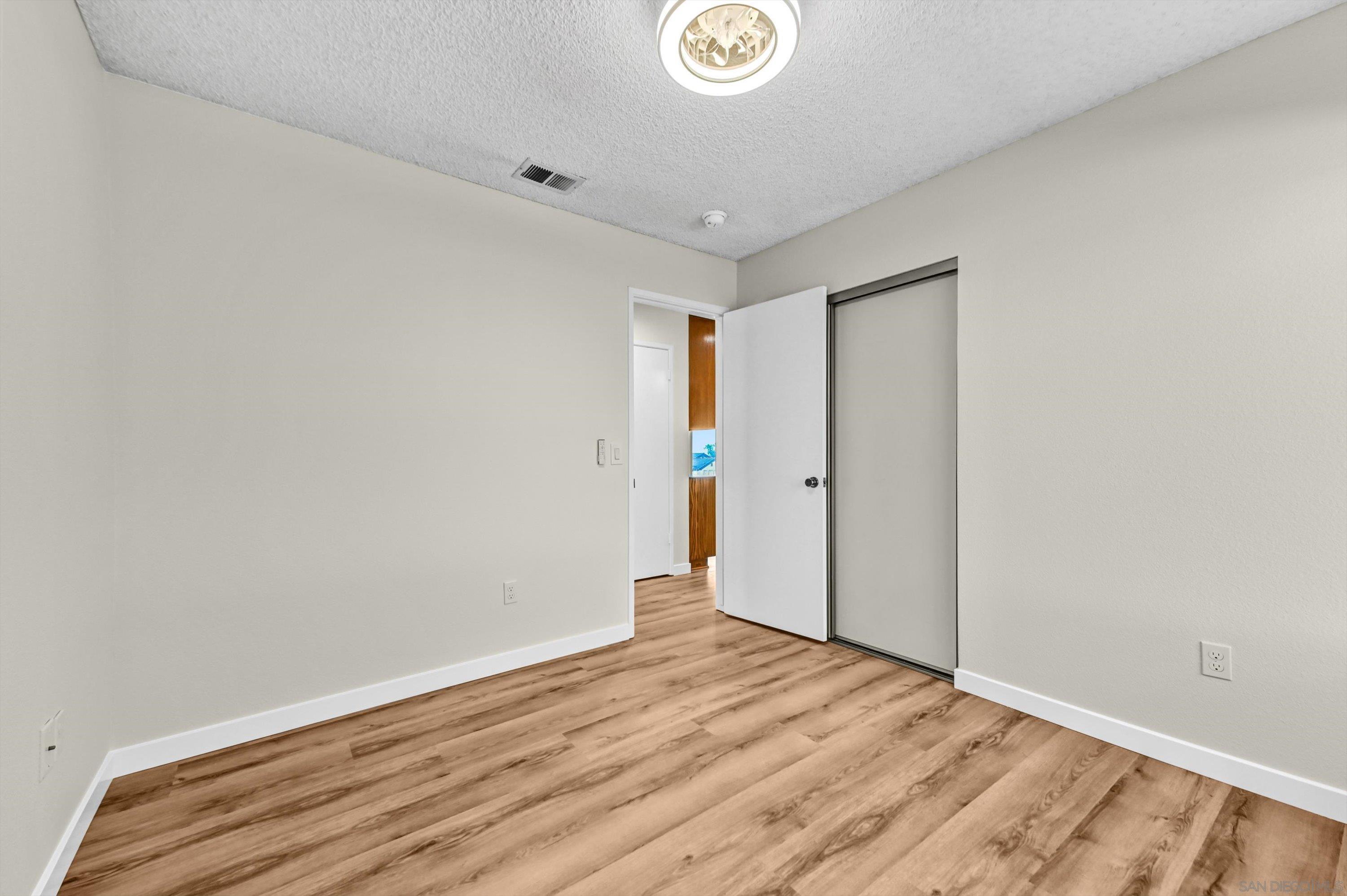 Detail Gallery Image 23 of 40 For 1412  Timber Gln, Escondido,  CA 92027 - 3 Beds | 2 Baths