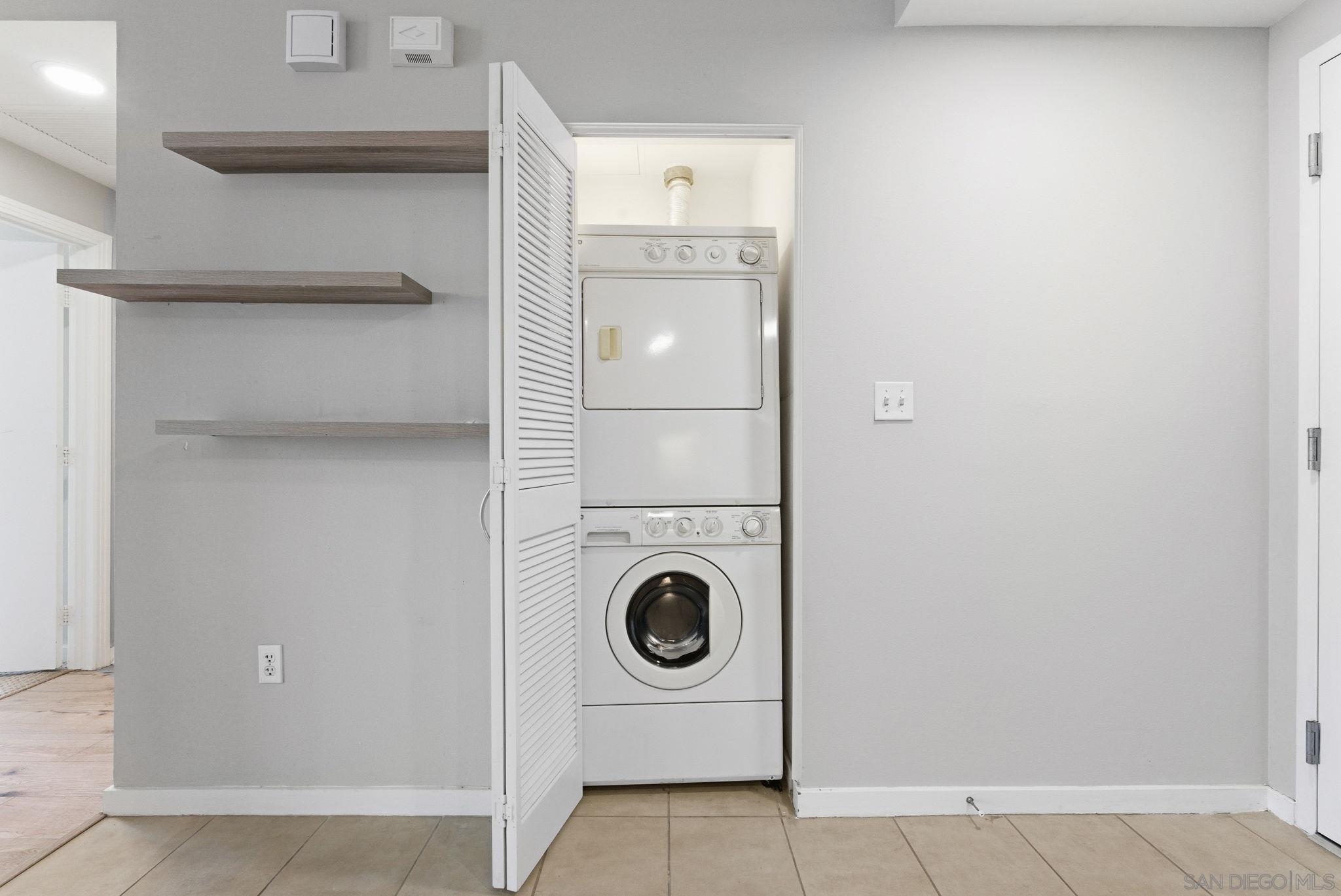 Detail Gallery Image 15 of 35 For 550  15th St  #206,  San Diego,  CA 92101 - 2 Beds | 1 Baths