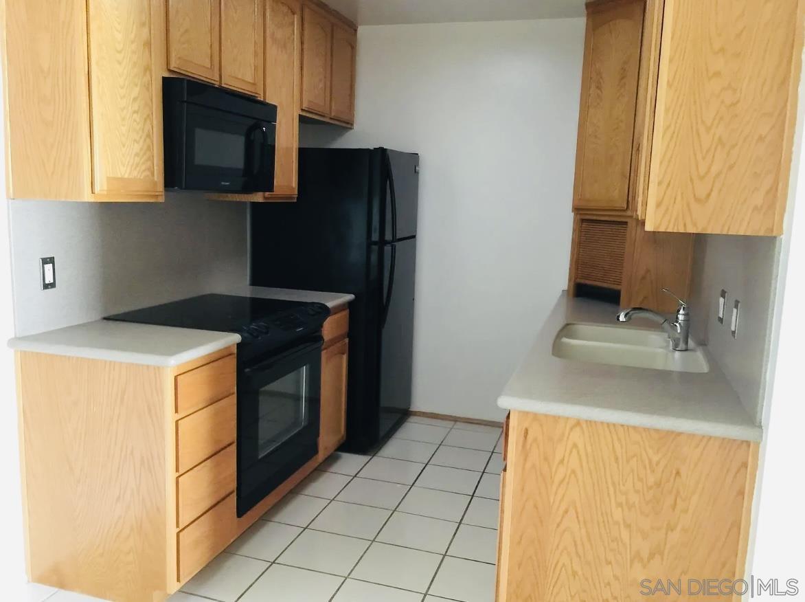 Detail Gallery Image 11 of 15 For 6455  La Jolla Blvd, La Jolla,  CA 92037 - 1 Beds | 1 Baths