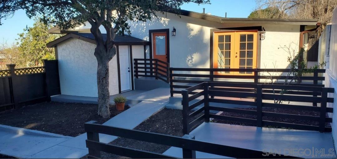 Detail Gallery Image 16 of 35 For 2743-2745  Ridgeway Dr., National City,  CA 91950 - 6 Beds | 3 Baths