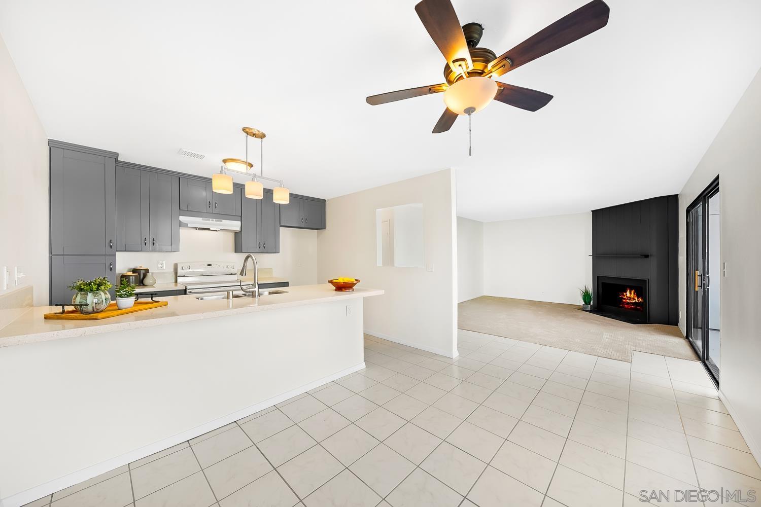 Front Image Thumbnail for SD250045902