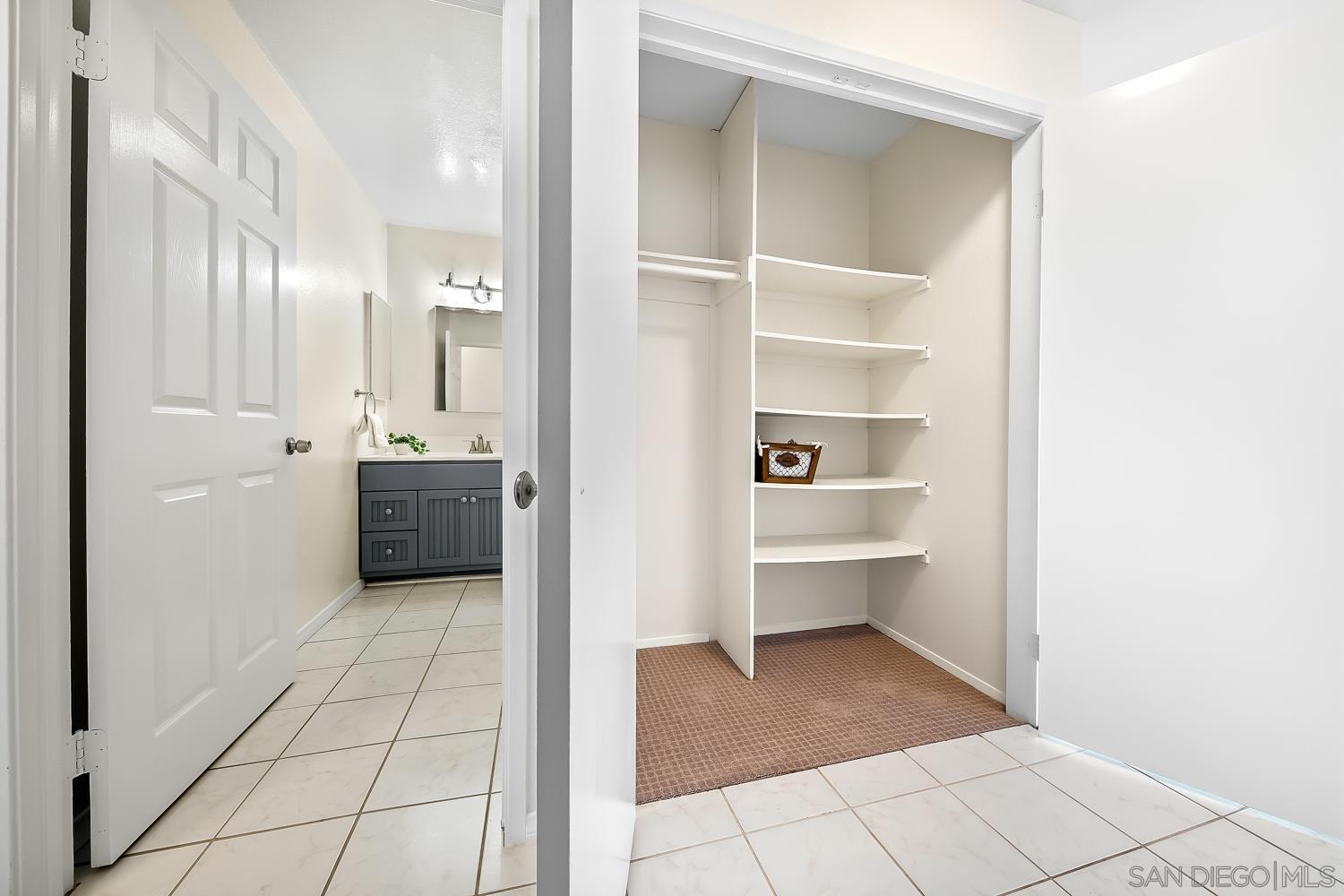 Detail Gallery Image 5 of 20 For 3219  Midway Dr  #407,  San Diego,  CA 92110 - 2 Beds | 2 Baths