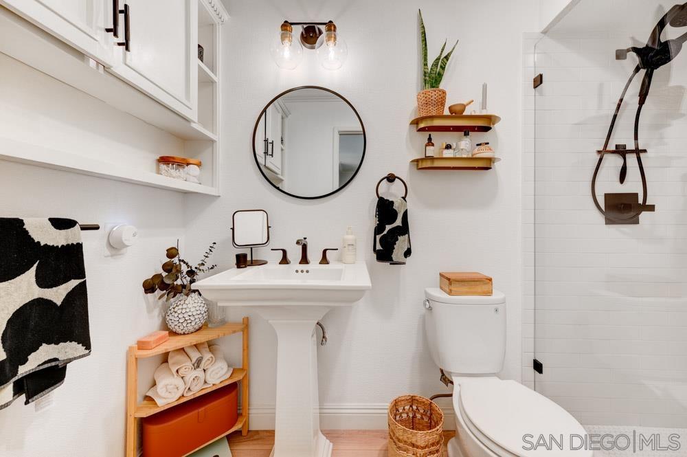 Detail Gallery Image 15 of 29 For 140  Walnut Ave.  2d, San Diego,  CA 92103 - 1 Beds | 2 Baths