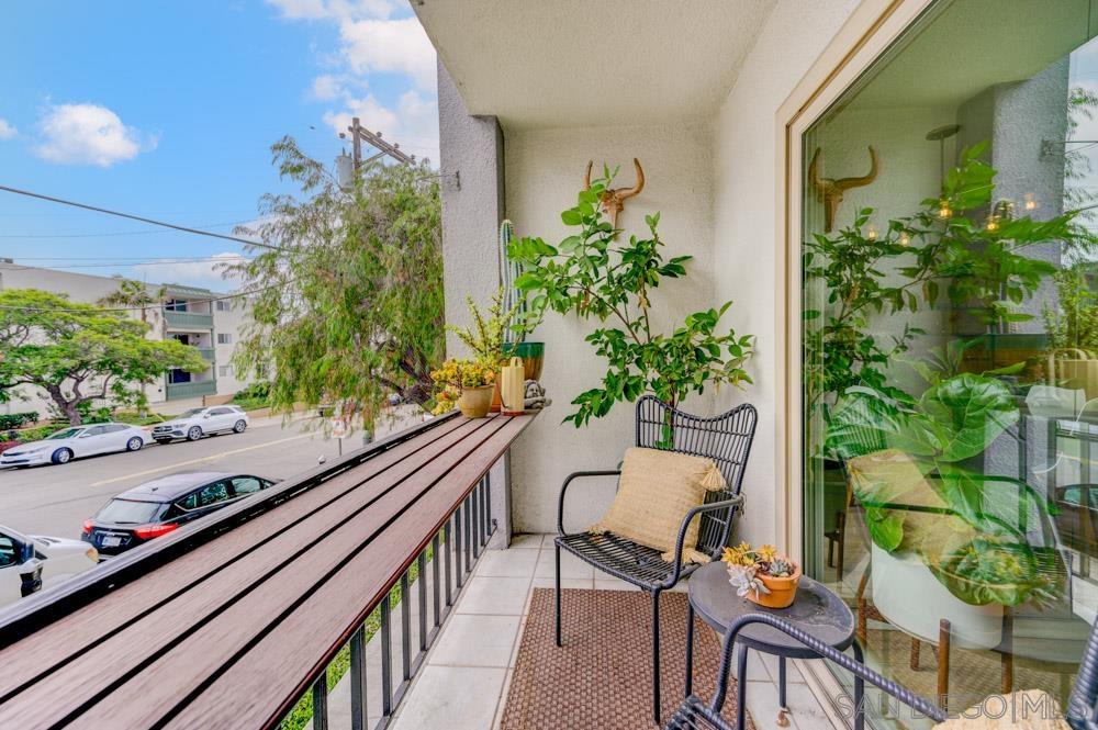 Detail Gallery Image 20 of 29 For 140  Walnut Ave.  2d, San Diego,  CA 92103 - 1 Beds | 2 Baths