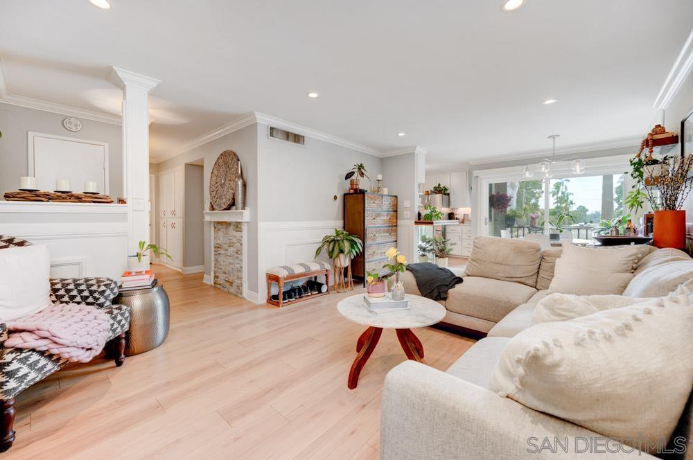 Detail Gallery Image 3 of 29 For 140  Walnut Ave.  2d, San Diego,  CA 92103 - 1 Beds | 2 Baths