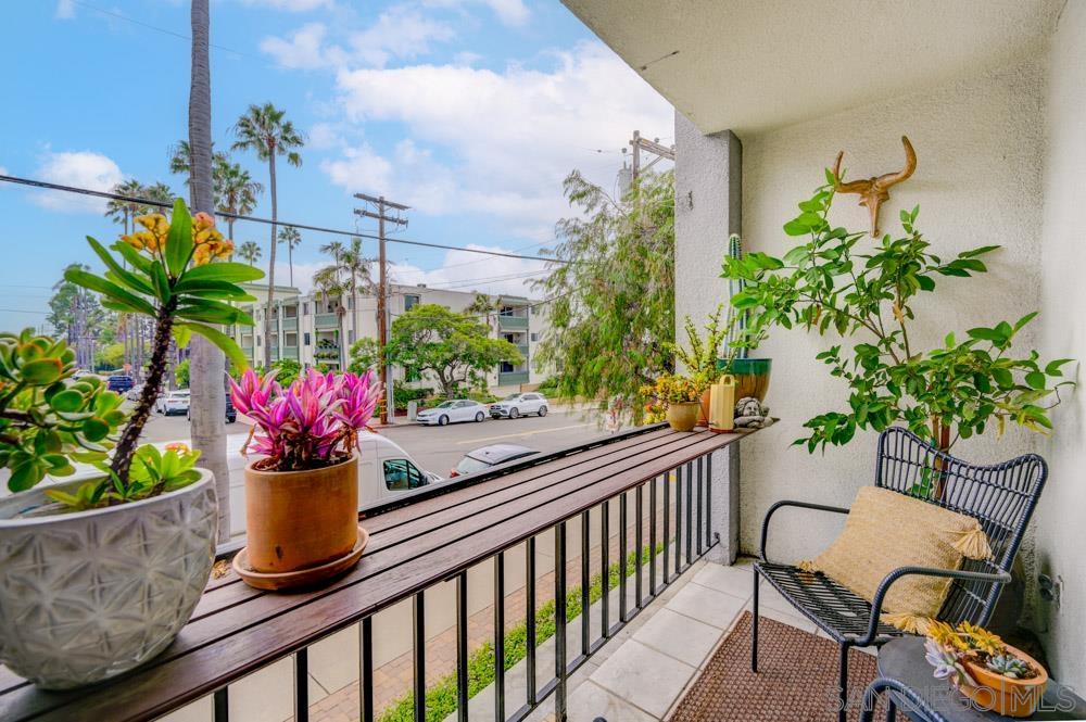 Detail Gallery Image 21 of 29 For 140  Walnut Ave.  2d, San Diego,  CA 92103 - 1 Beds | 2 Baths
