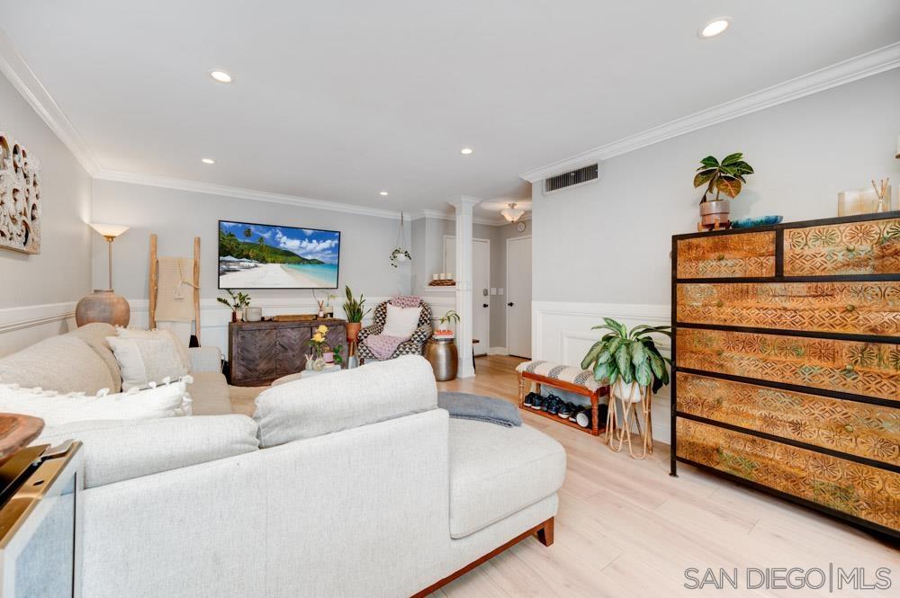 Detail Gallery Image 7 of 29 For 140  Walnut Ave.  2d, San Diego,  CA 92103 - 1 Beds | 2 Baths