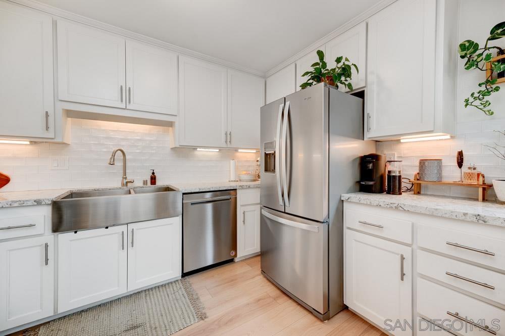 Detail Gallery Image 9 of 29 For 140  Walnut Ave.  2d, San Diego,  CA 92103 - 1 Beds | 2 Baths