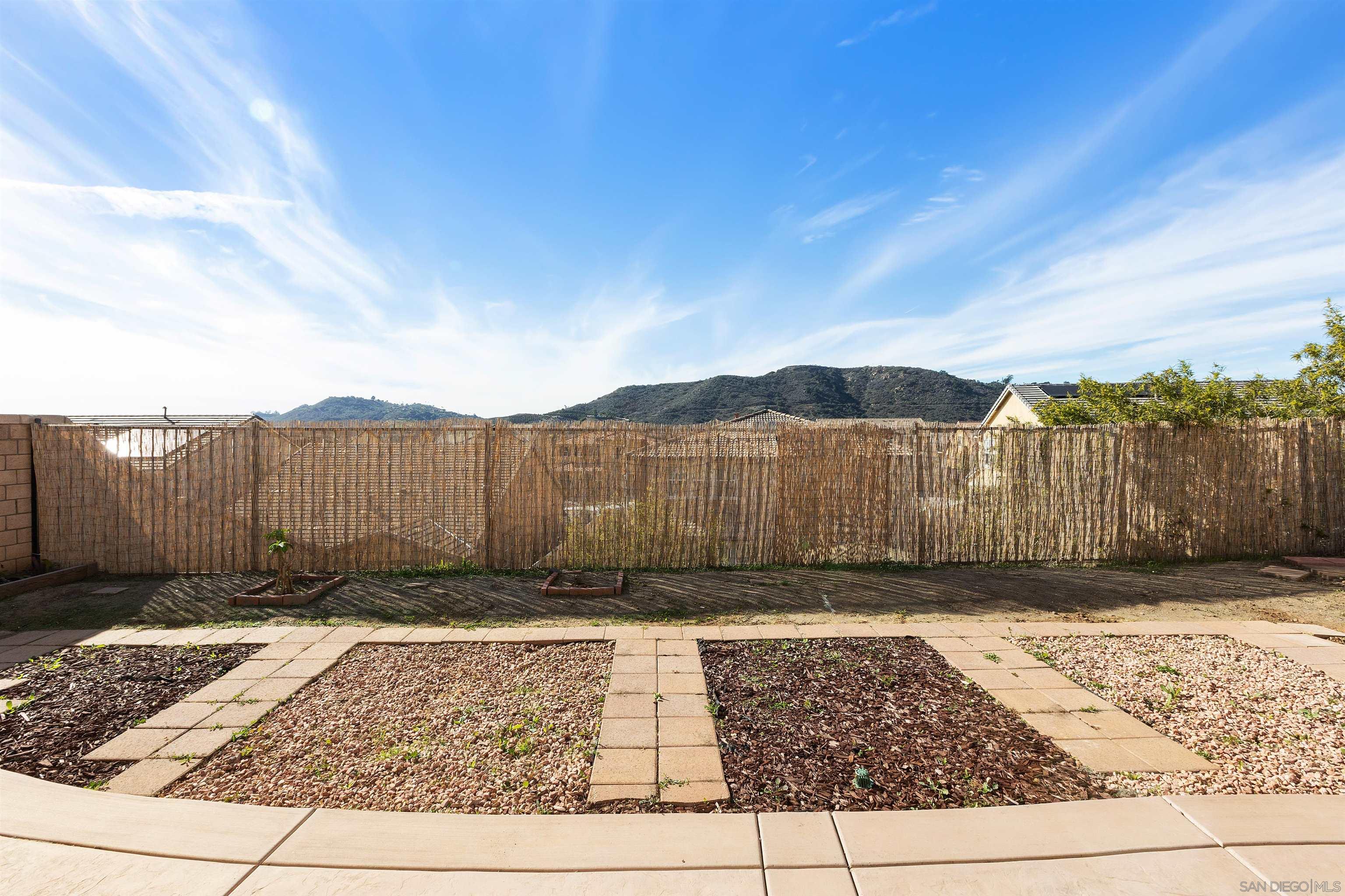 Detail Gallery Image 40 of 45 For 35732  Garrano Ln, Fallbrook,  CA 92028 - 4 Beds | 4/3 Baths