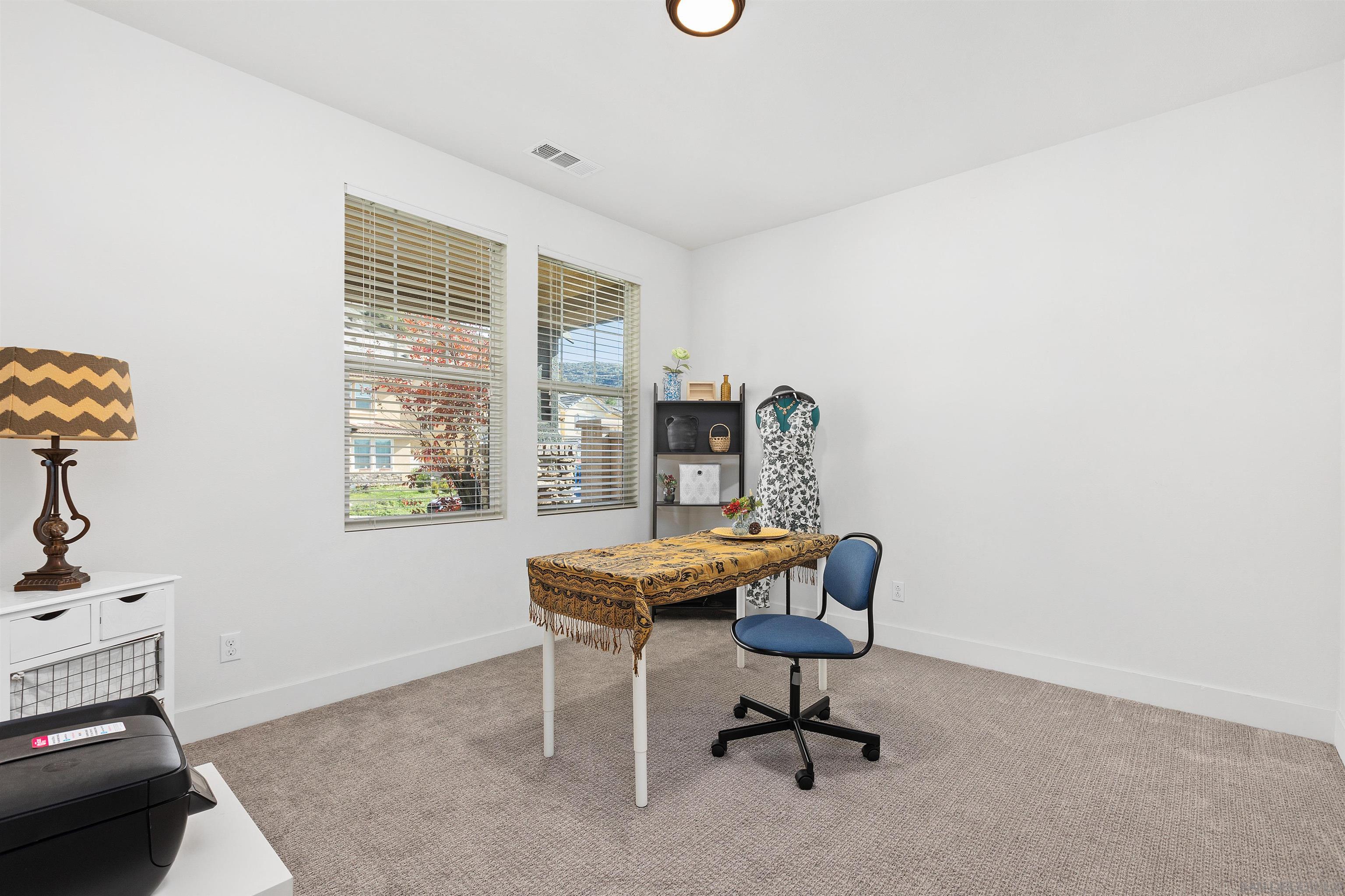 Detail Gallery Image 5 of 45 For 35732  Garrano Ln, Fallbrook,  CA 92028 - 4 Beds | 4/3 Baths