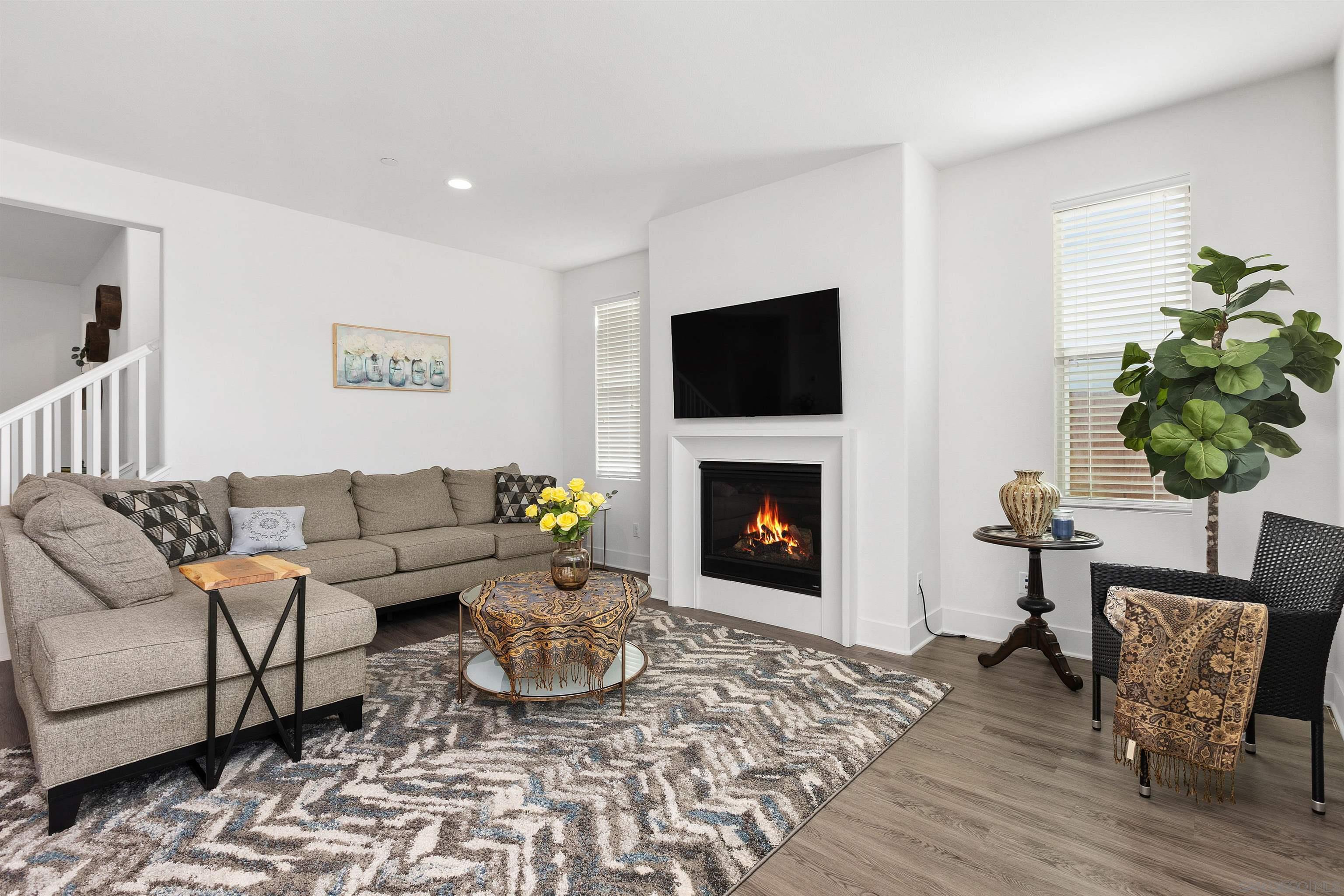 Detail Gallery Image 10 of 45 For 35732  Garrano Ln, Fallbrook,  CA 92028 - 4 Beds | 4/3 Baths