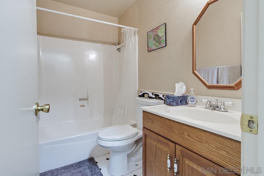 Detail Gallery Image 22 of 42 For 9036  Caminito Vera, San Diego,  CA 92126 - 3 Beds | 2 Baths