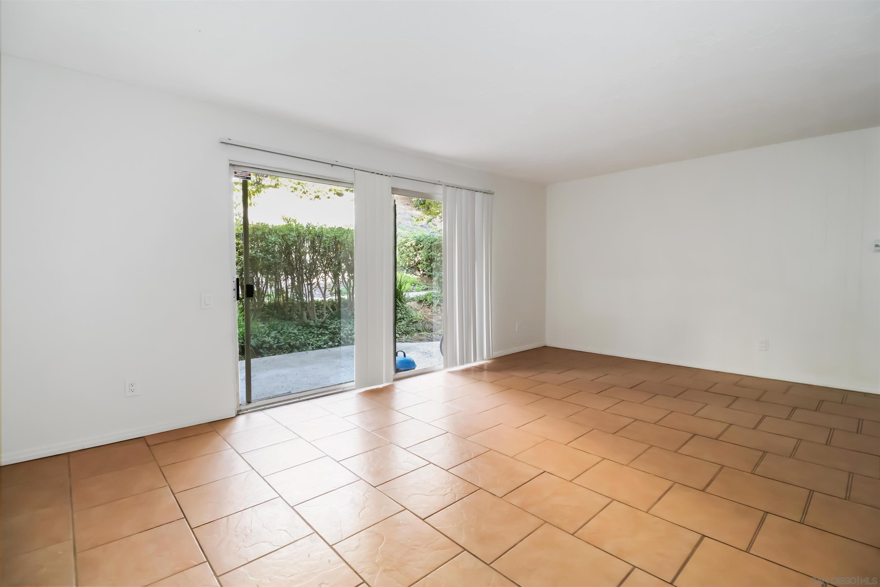 Detail Gallery Image 11 of 30 For 5700  Baltimore Dr  187, La Mesa,  CA 91941 - 1 Beds | 1 Baths