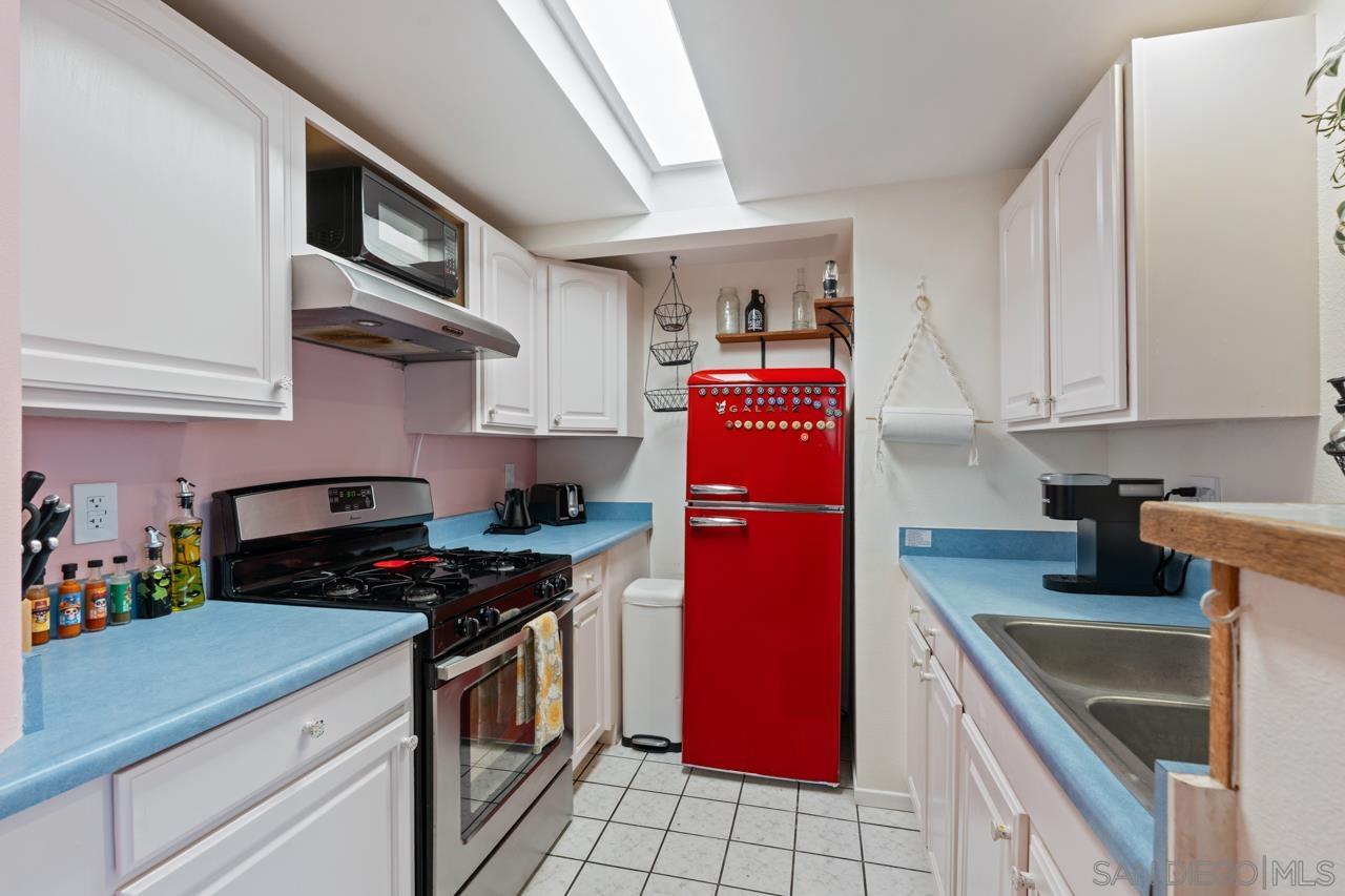 Detail Gallery Image 31 of 46 For 1042  Lincoln Ave, San Diego,  CA 92103 - 3 Beds | 3 Baths